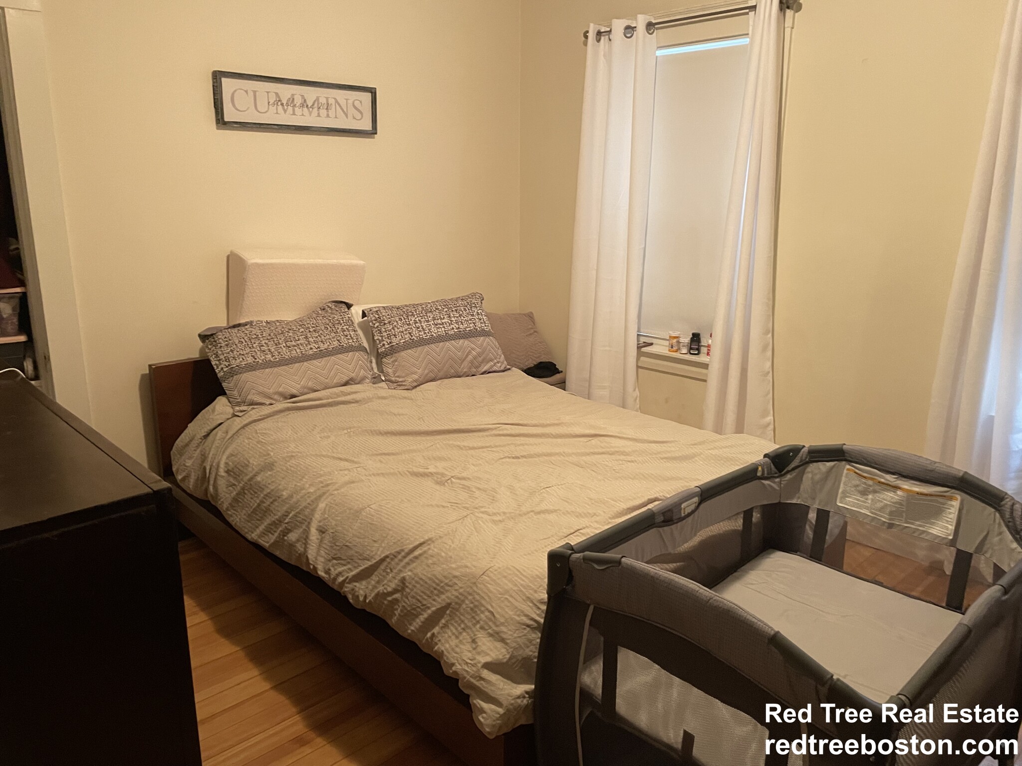 28 Atkins St, Oak Square