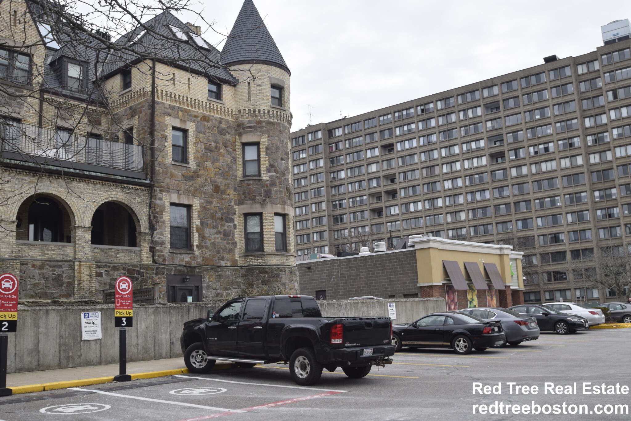 369 Tappan St, Coolidge Corner