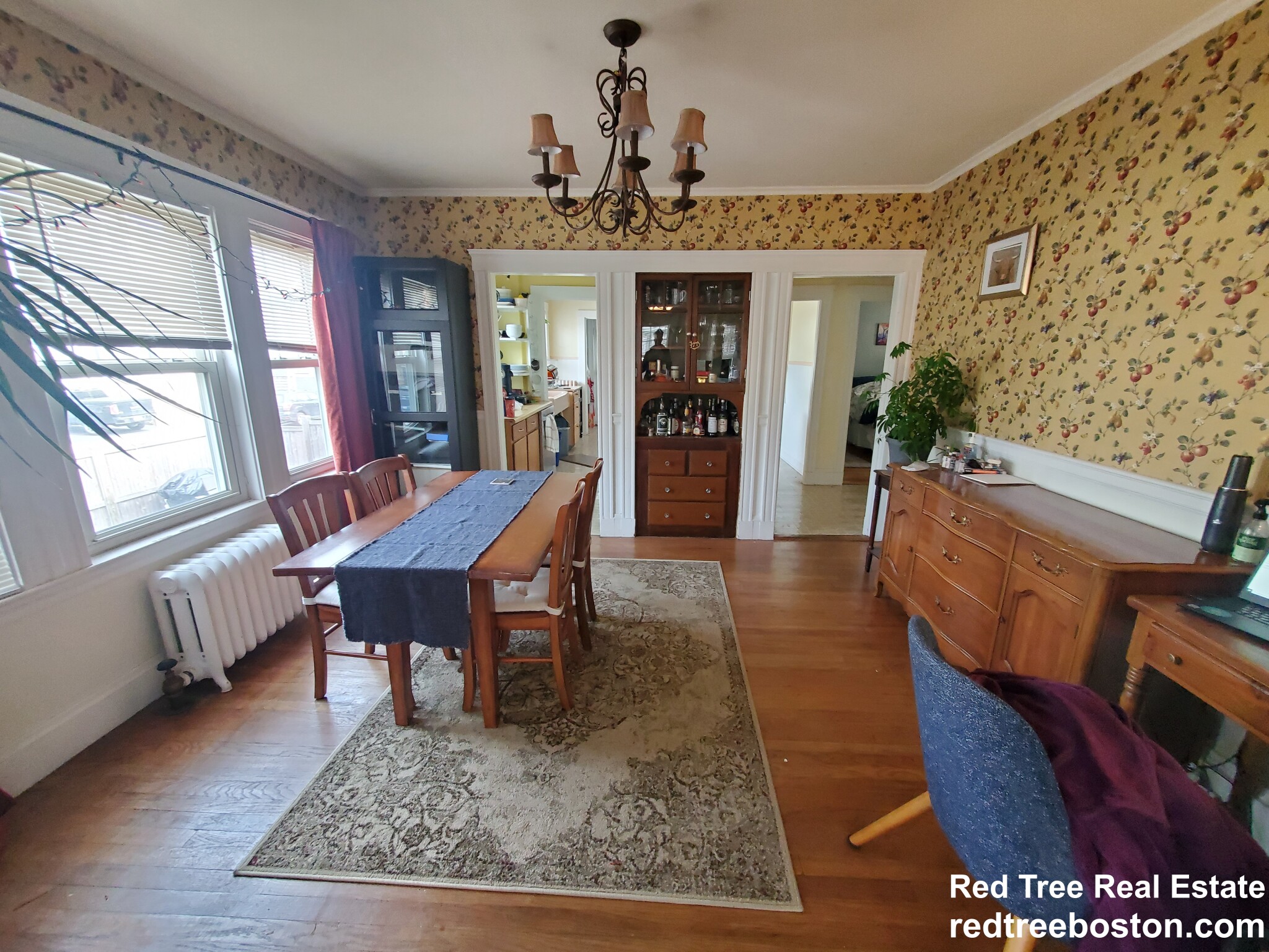 37 Brooks Ave, Arlington