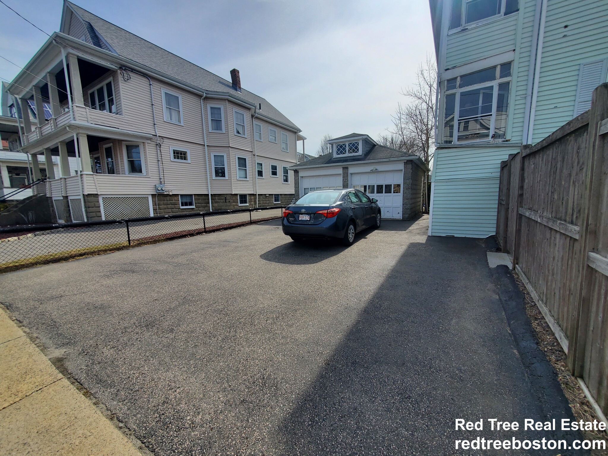 37 Brooks Ave, Arlington