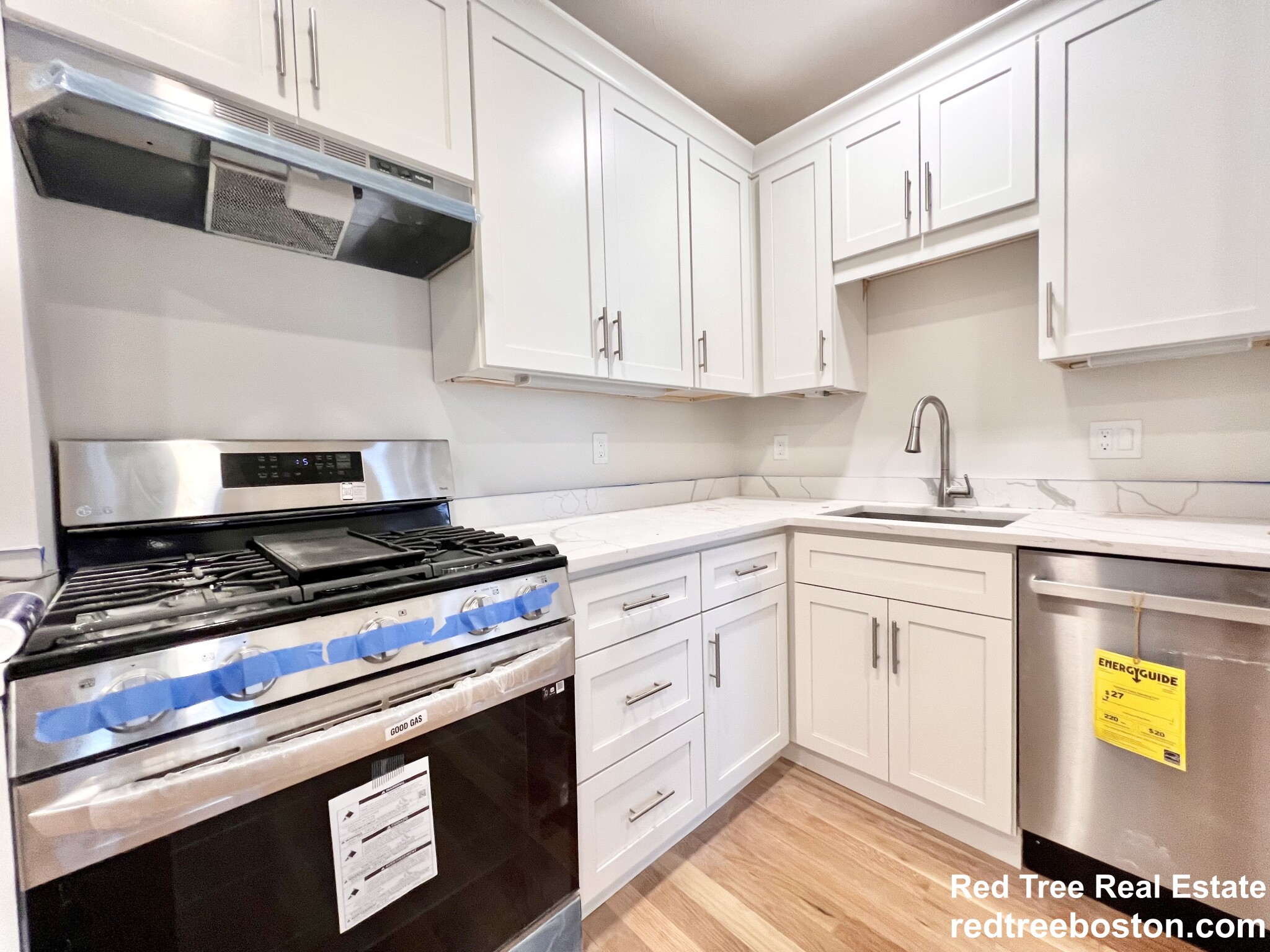 564 5th St, South Boston