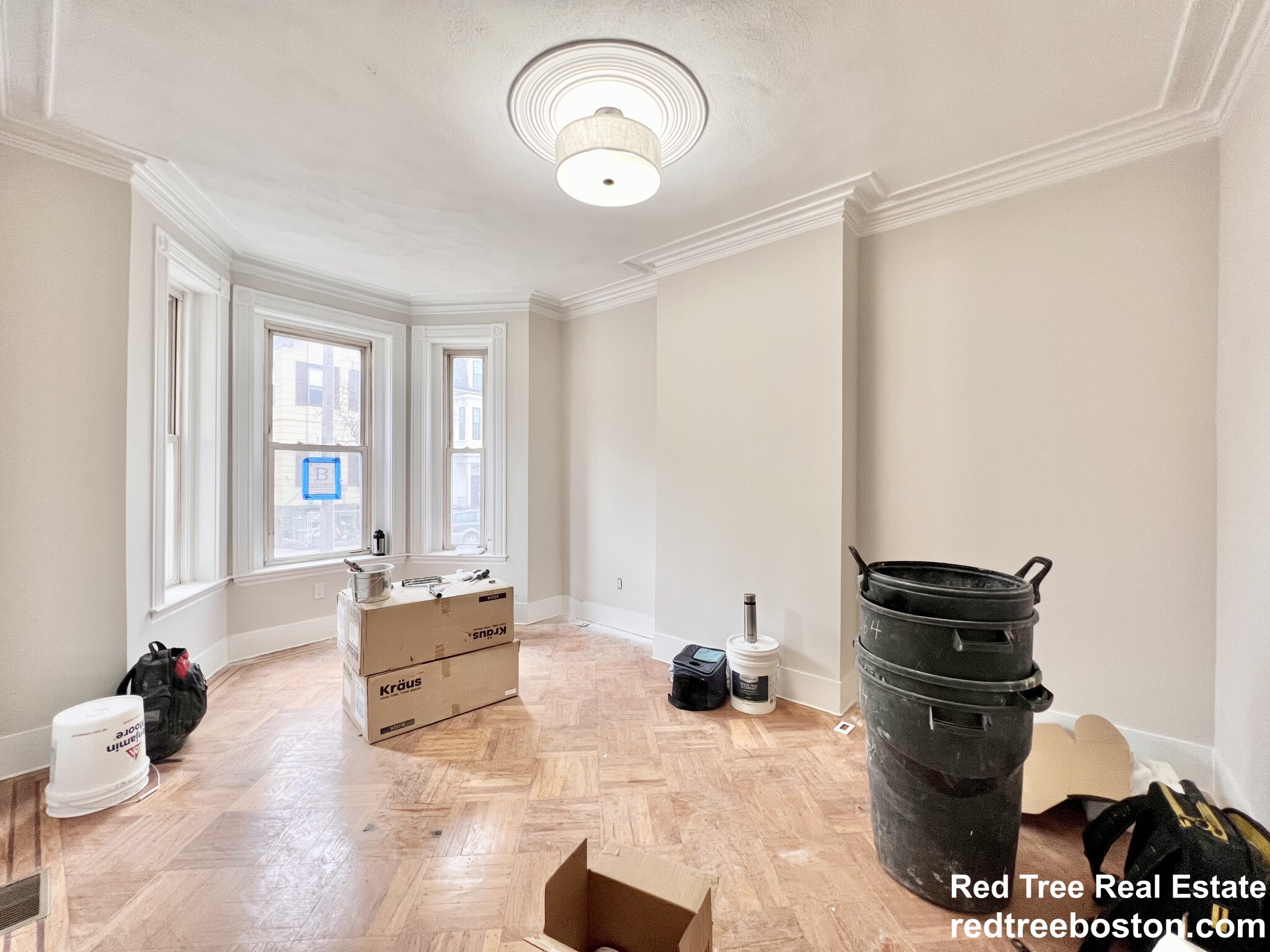 564 5th St, South Boston