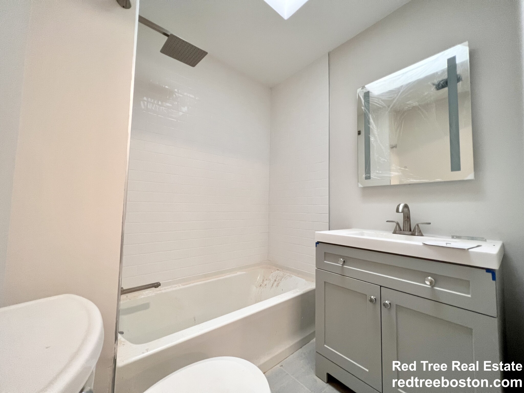 564 5th St, South Boston