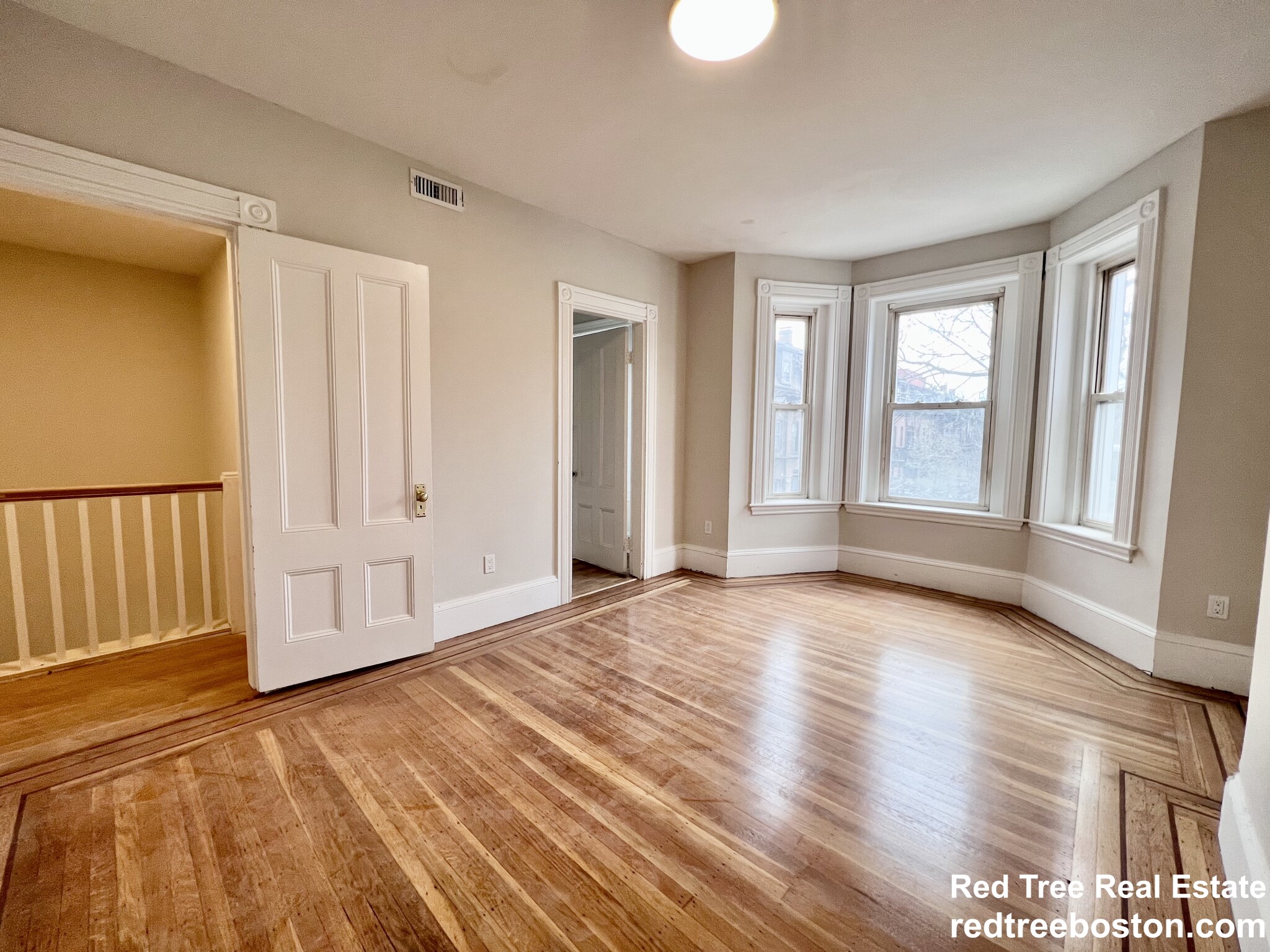 564 5th St, South Boston