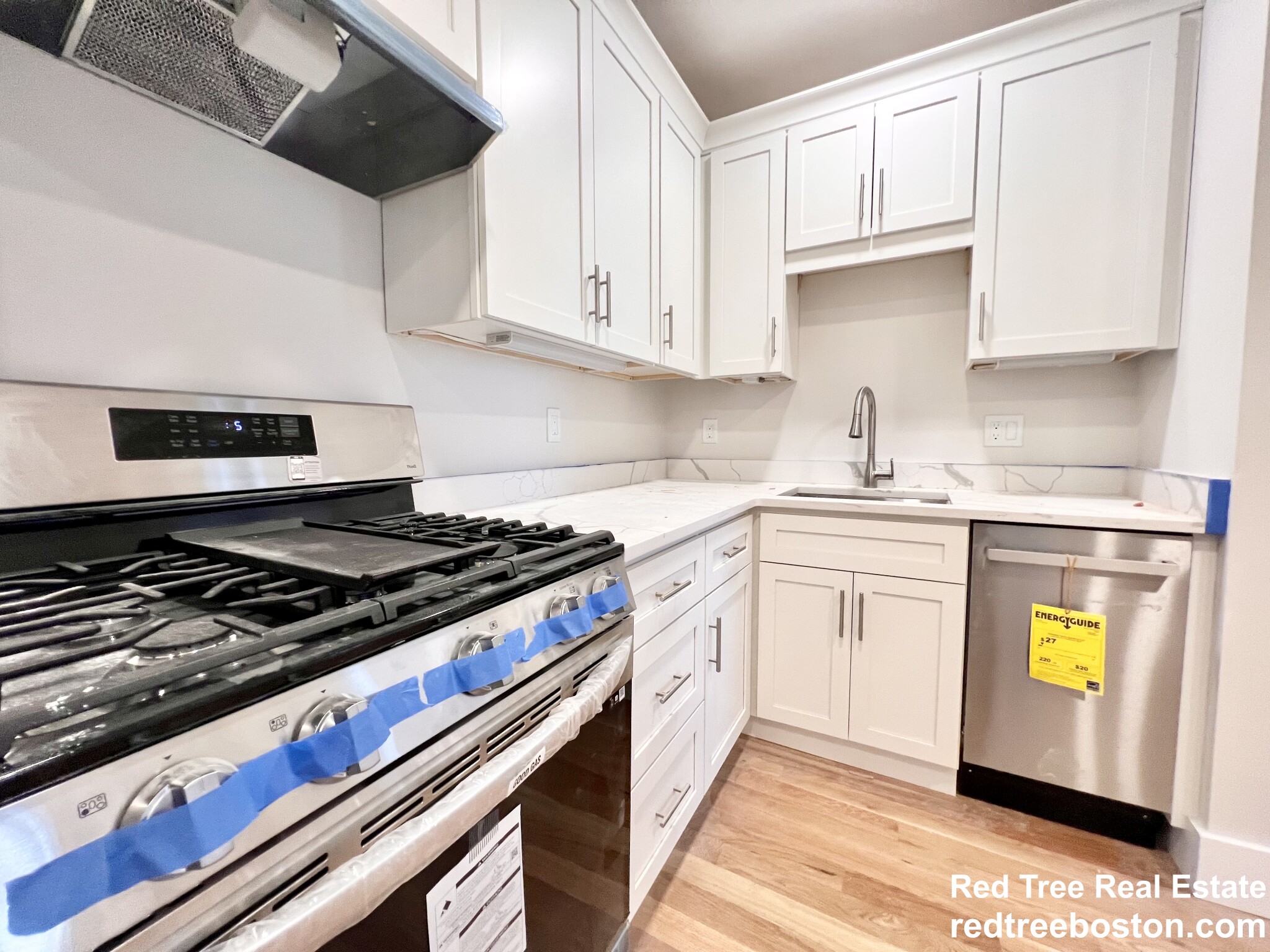 564 5th St, South Boston