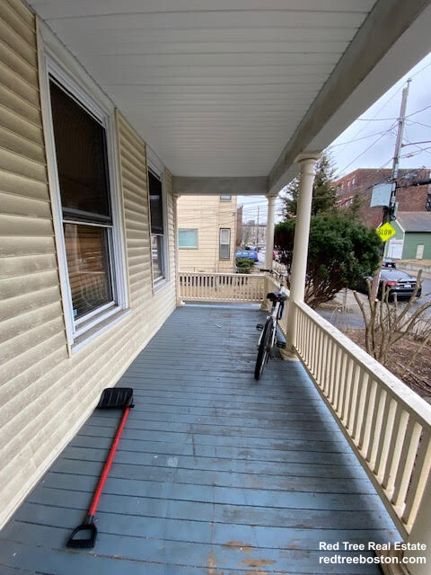 14 Reedsdale St, Allston