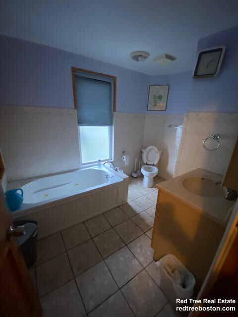 14 Reedsdale St, Allston