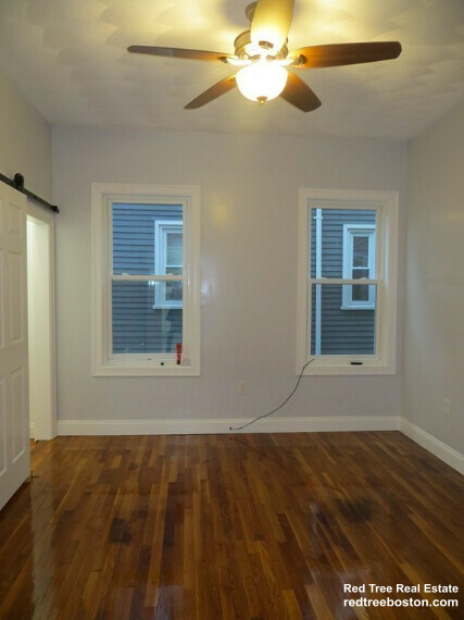 46 Brookley Rd, Jamaica Plain