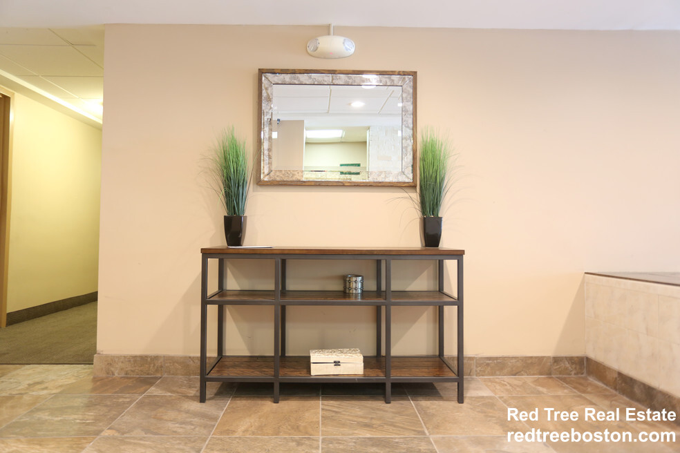 245 Main St, Watertown