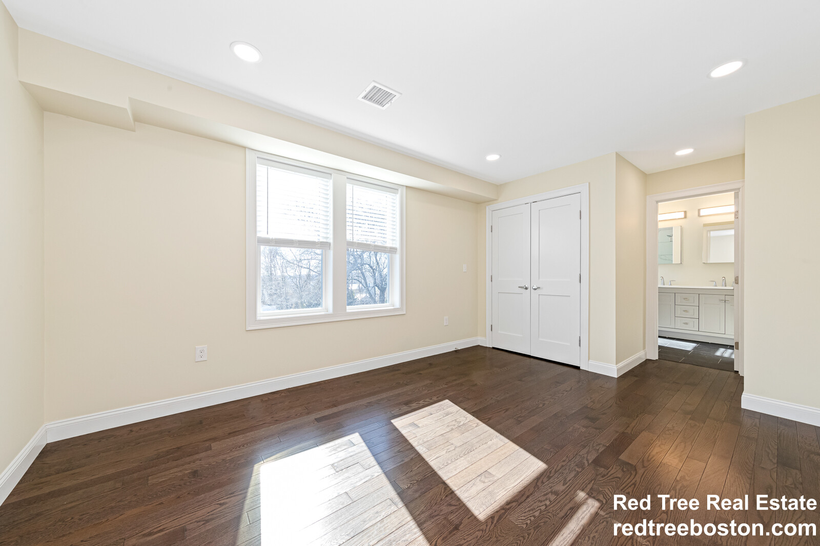 232 Fulton St, Medford