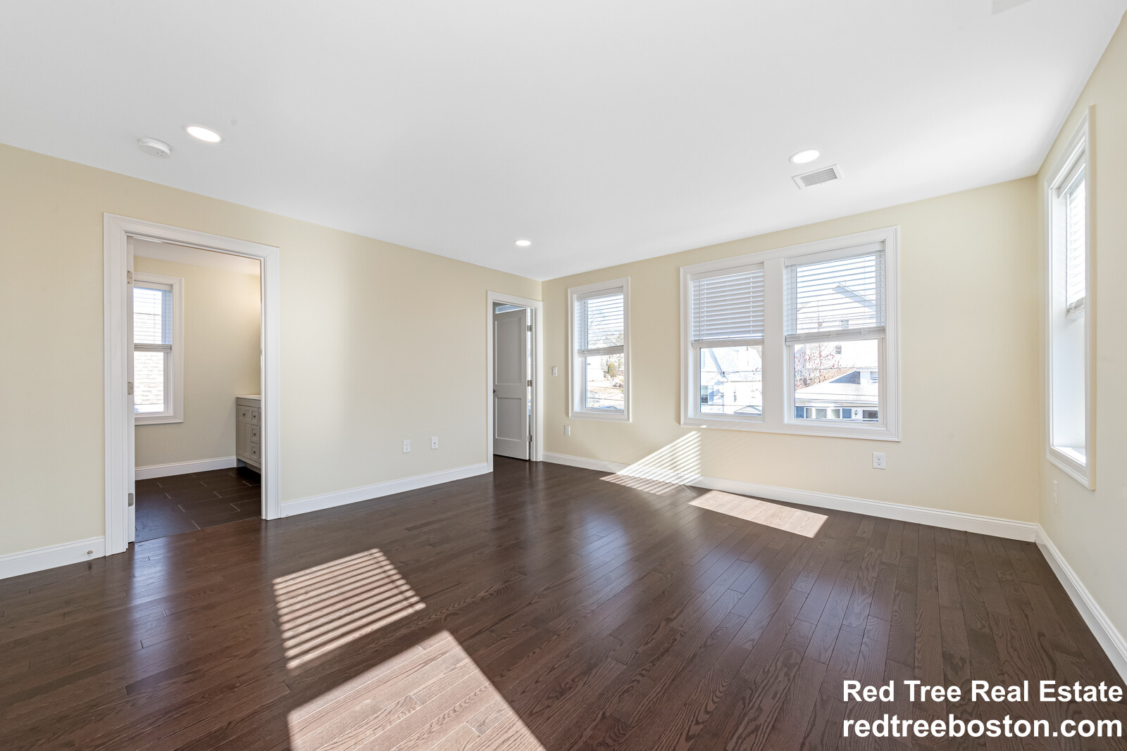 232 Fulton St, Medford