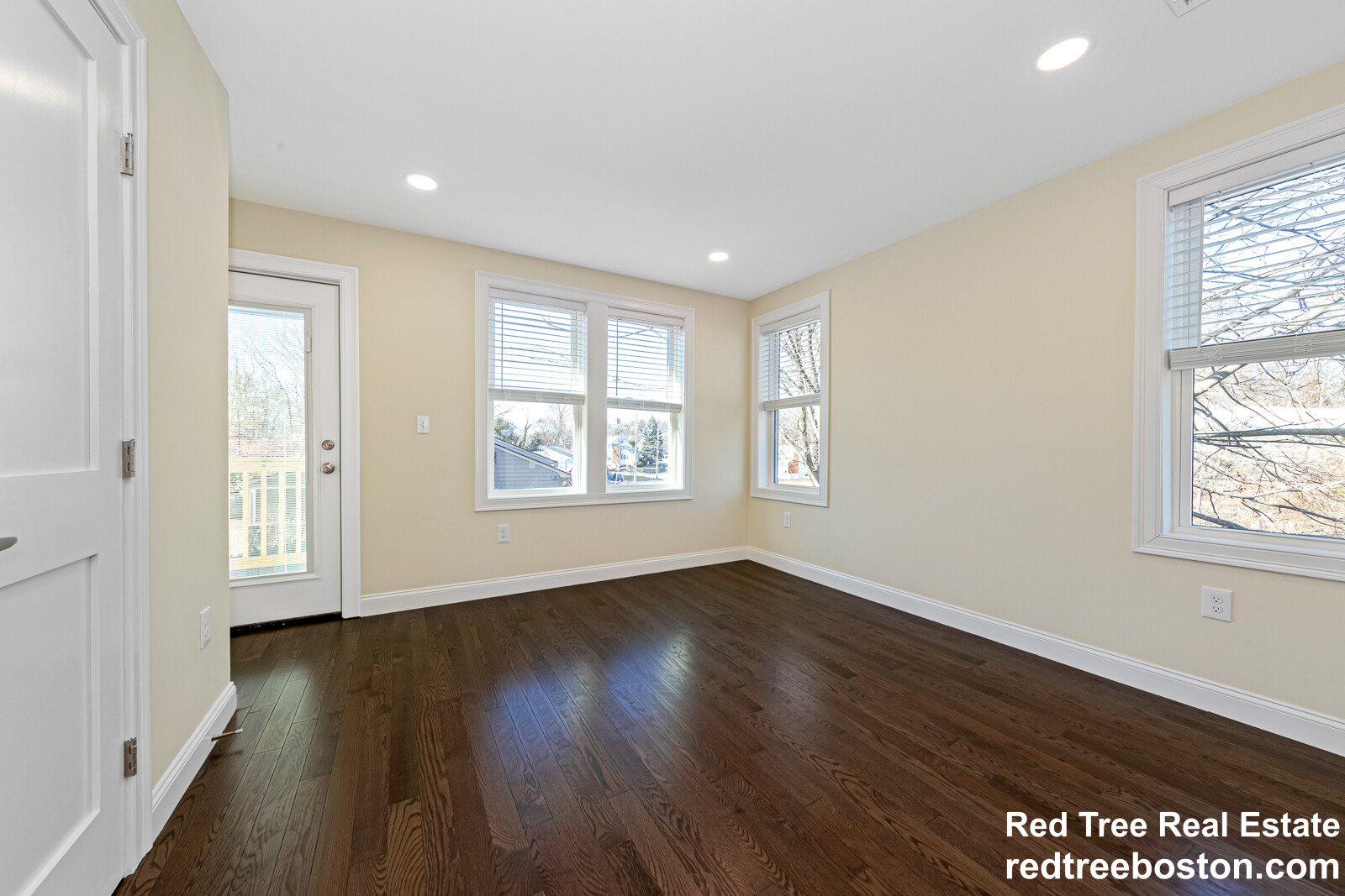 232 Fulton St, Medford