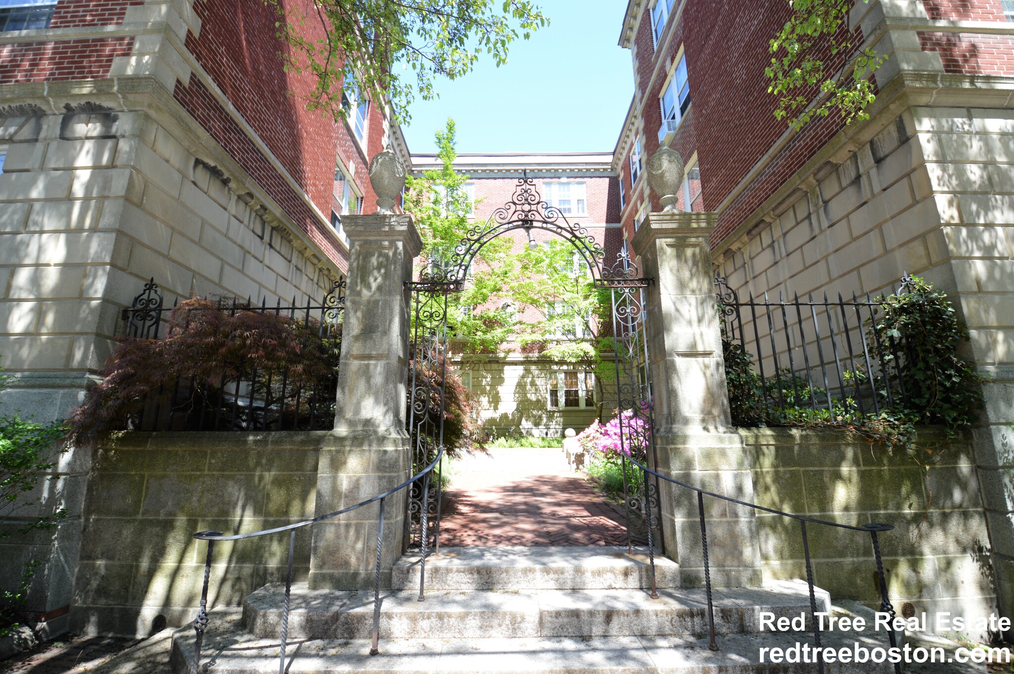 4 Washington Ave, Harvard Square