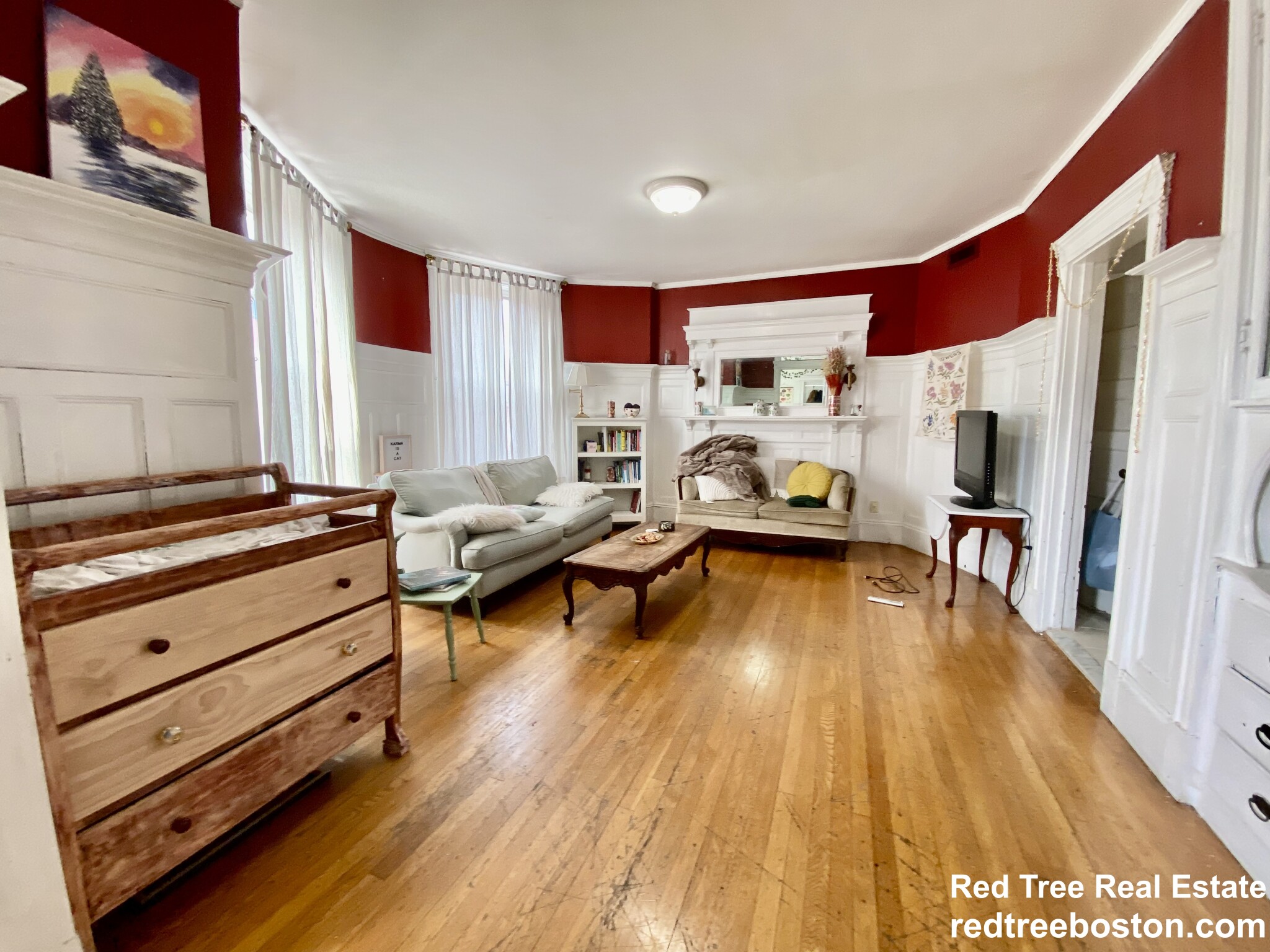 1908 Beacon St, Chestnut Hill