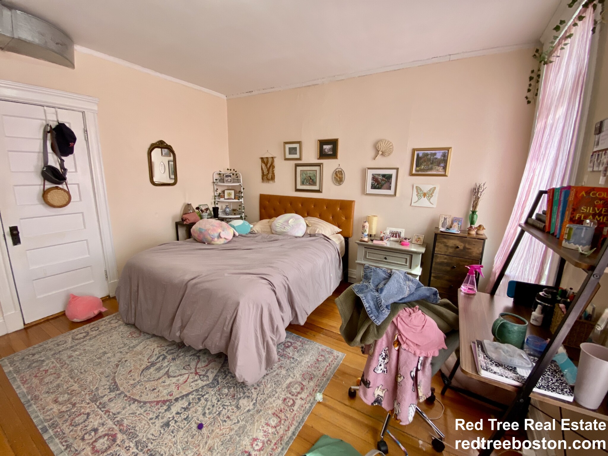 1908 Beacon St, Chestnut Hill