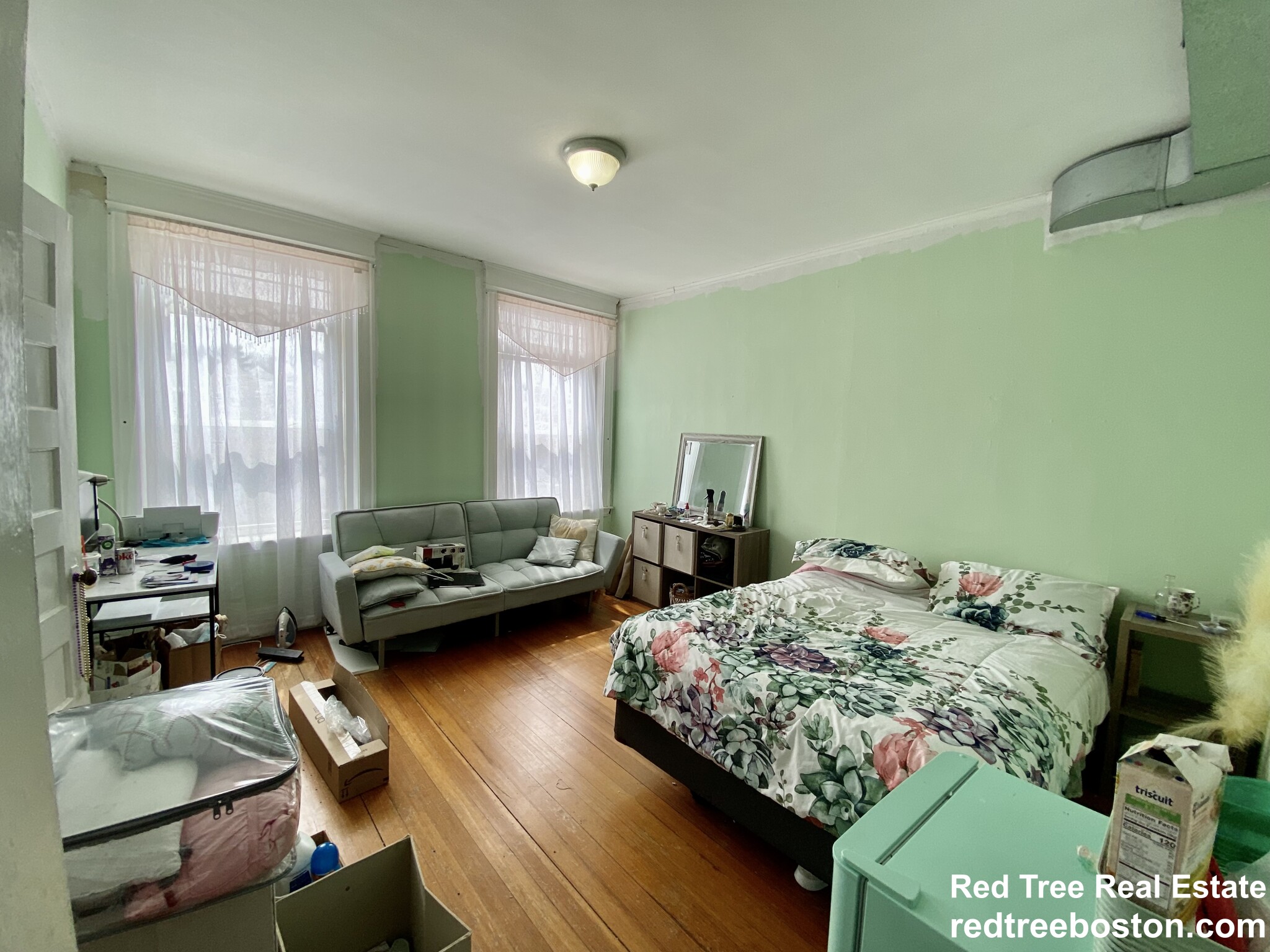 1908 Beacon St, Chestnut Hill