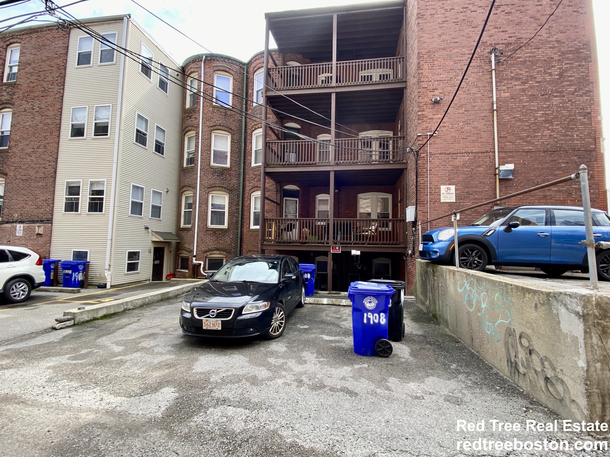 1908 Beacon St, Chestnut Hill