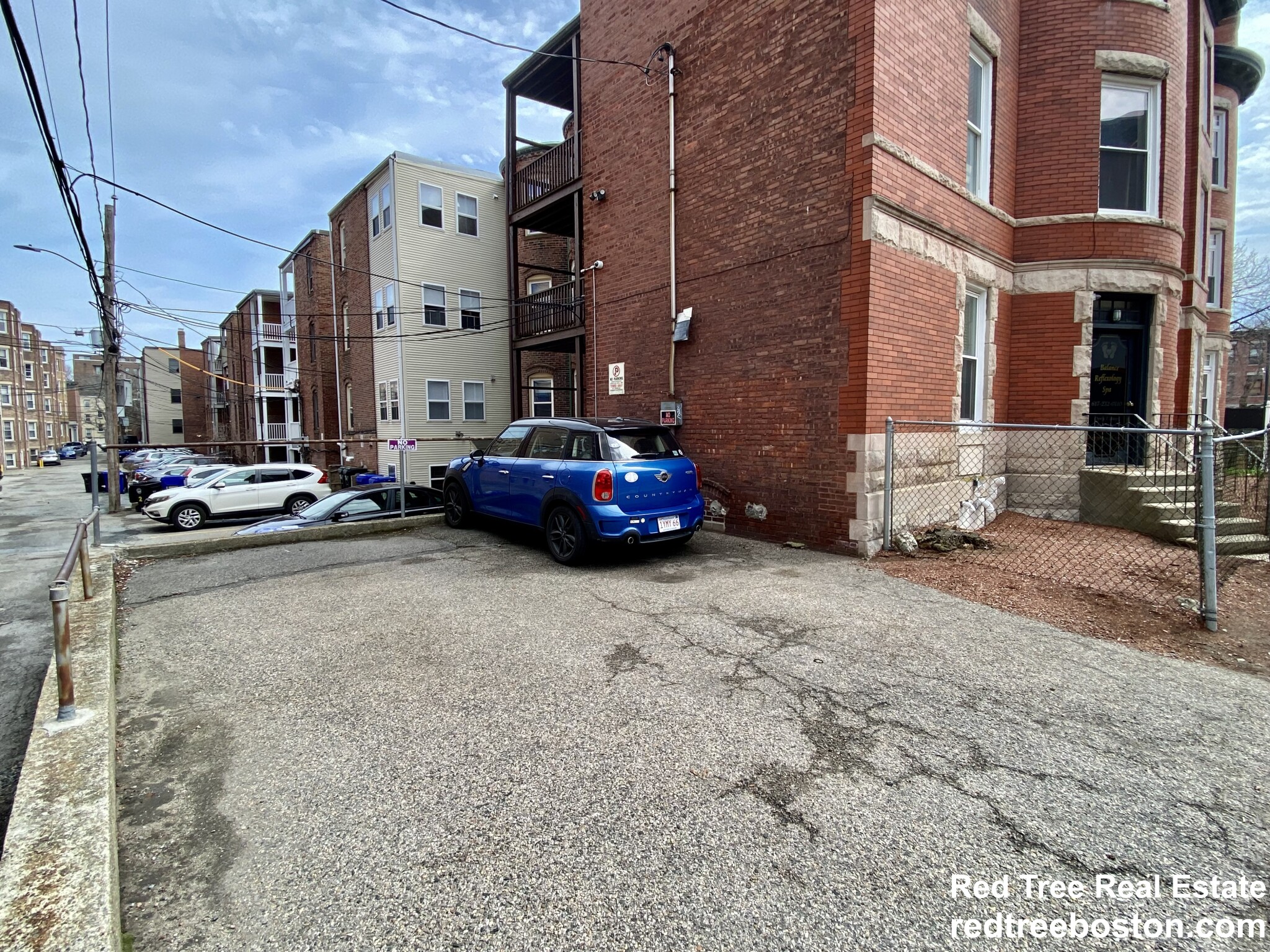 1908 Beacon St, Chestnut Hill