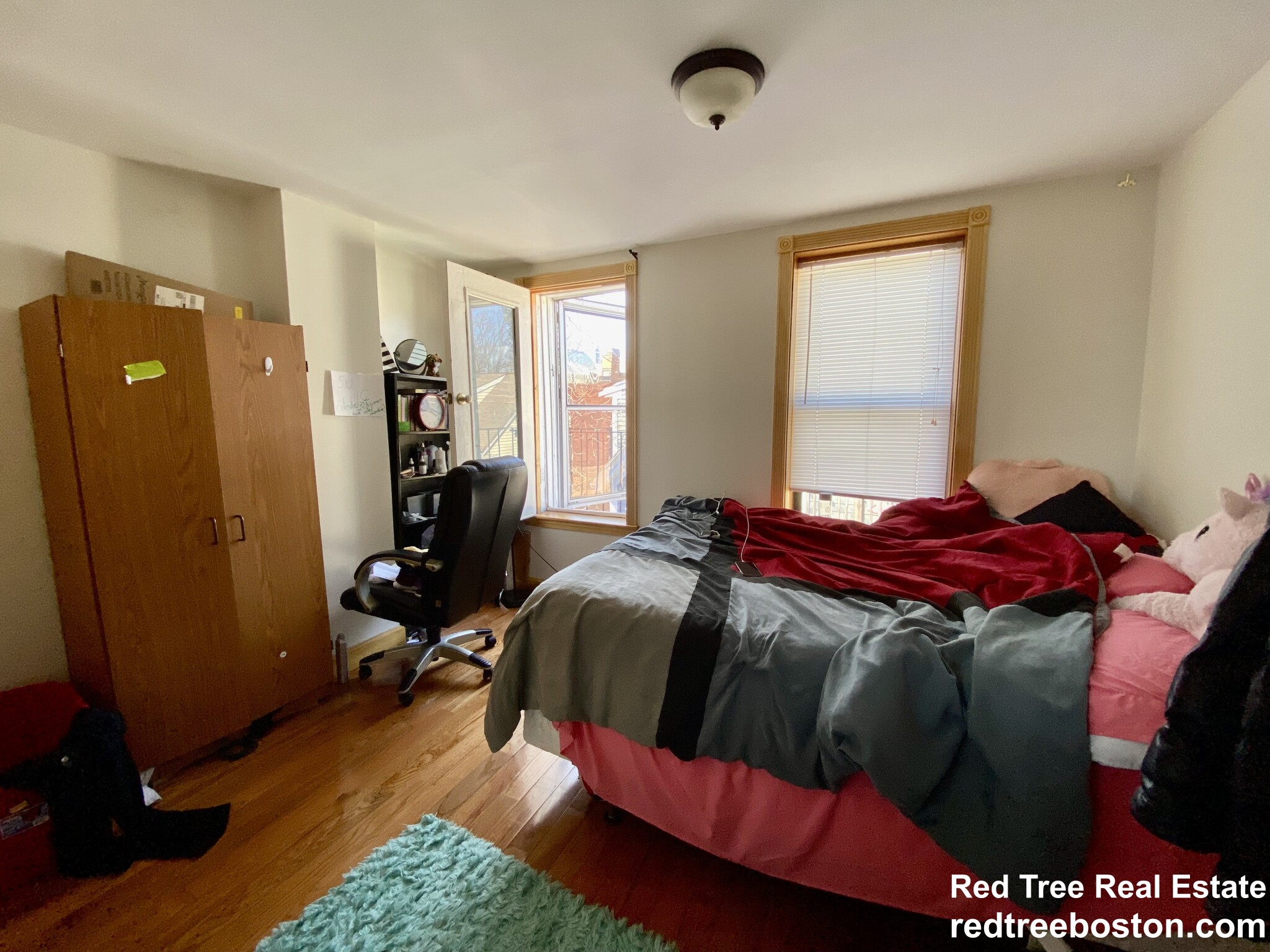 11 Tabor Pl, Brookline Village