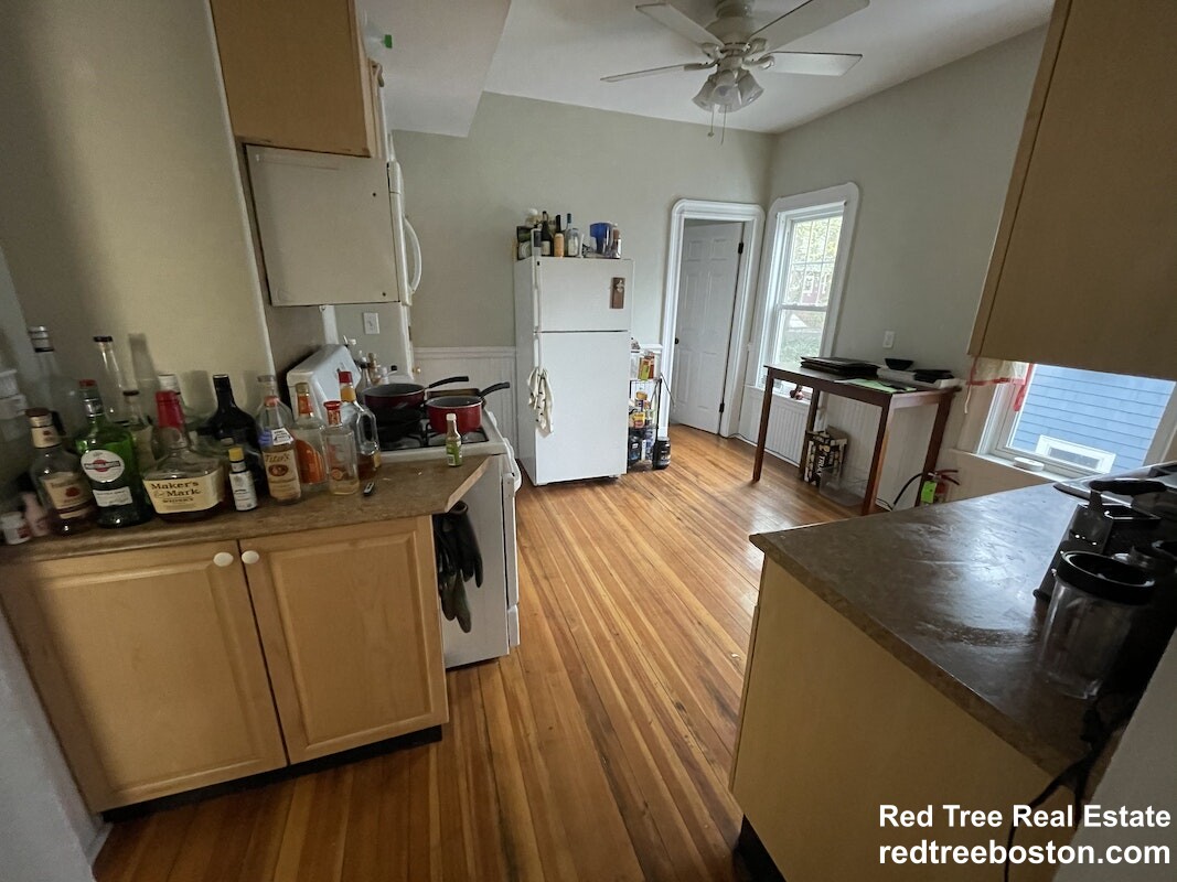 39 South Hall St, Somerville