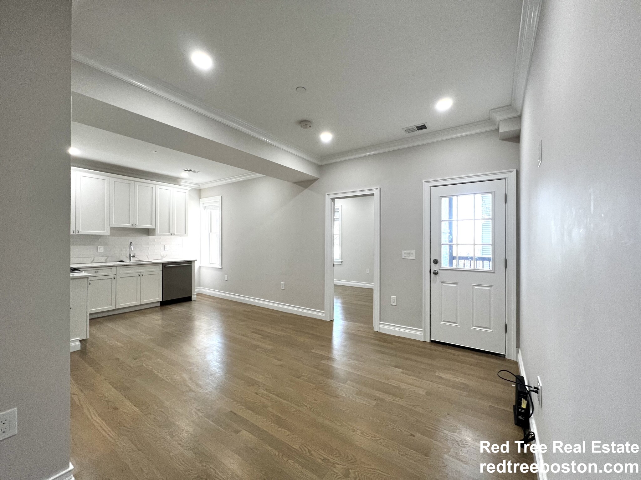 14 Mount Hood Rd, Brighton