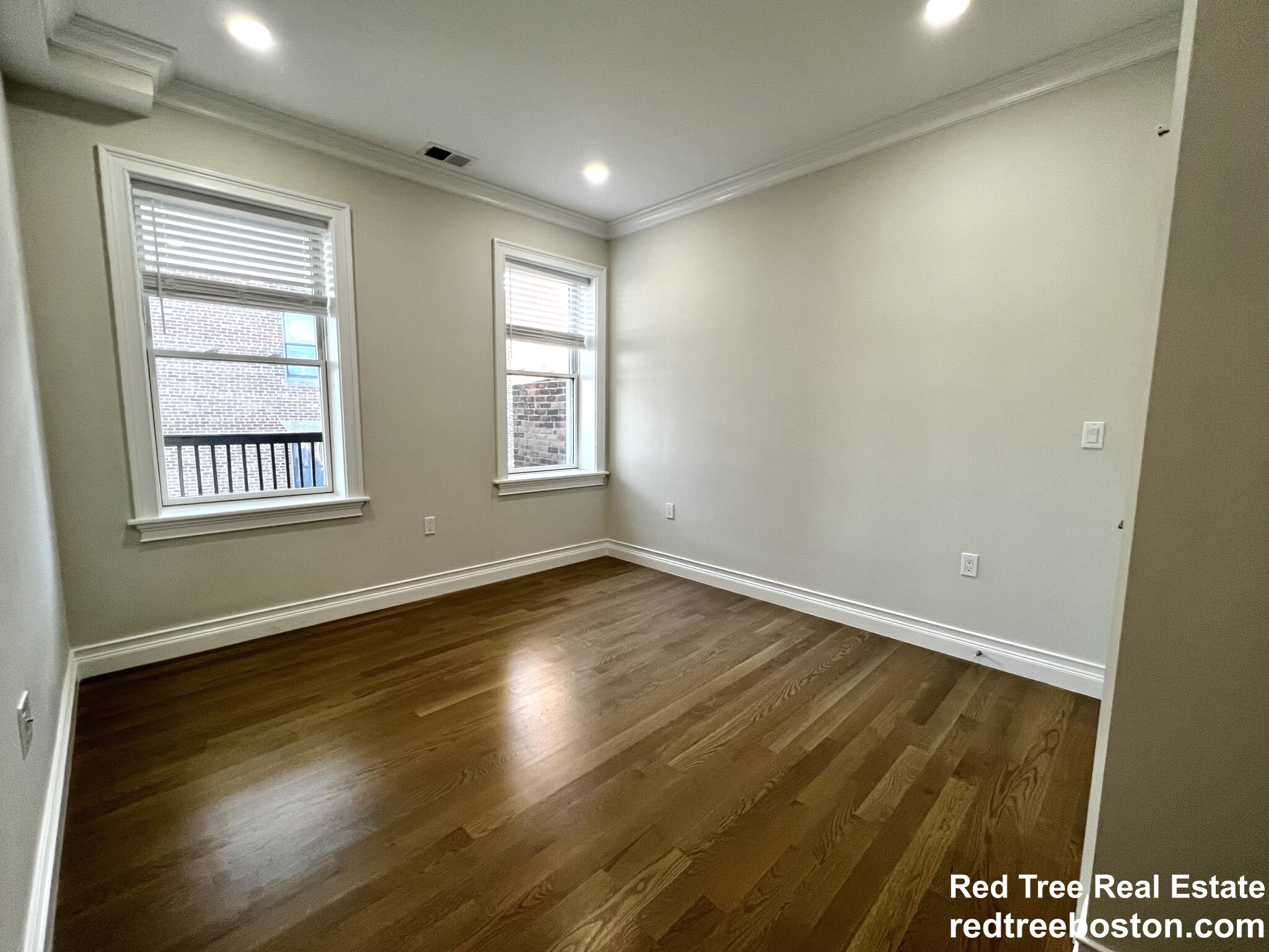 14 Mount Hood Rd, Brighton