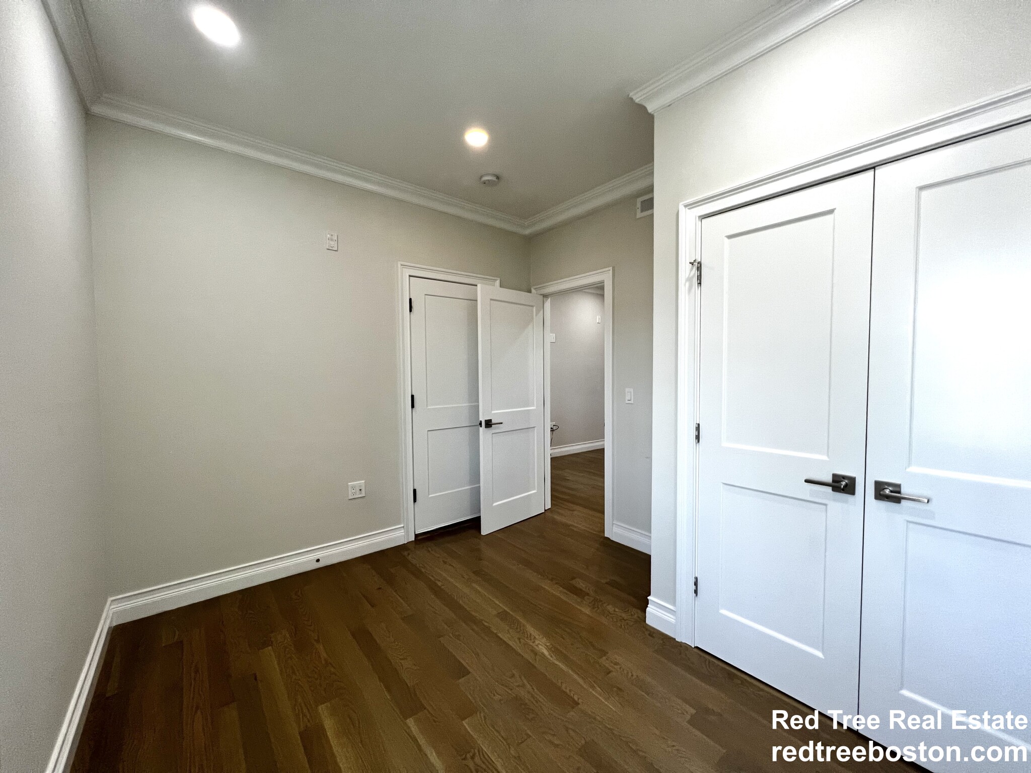 14 Mount Hood Rd, Brighton