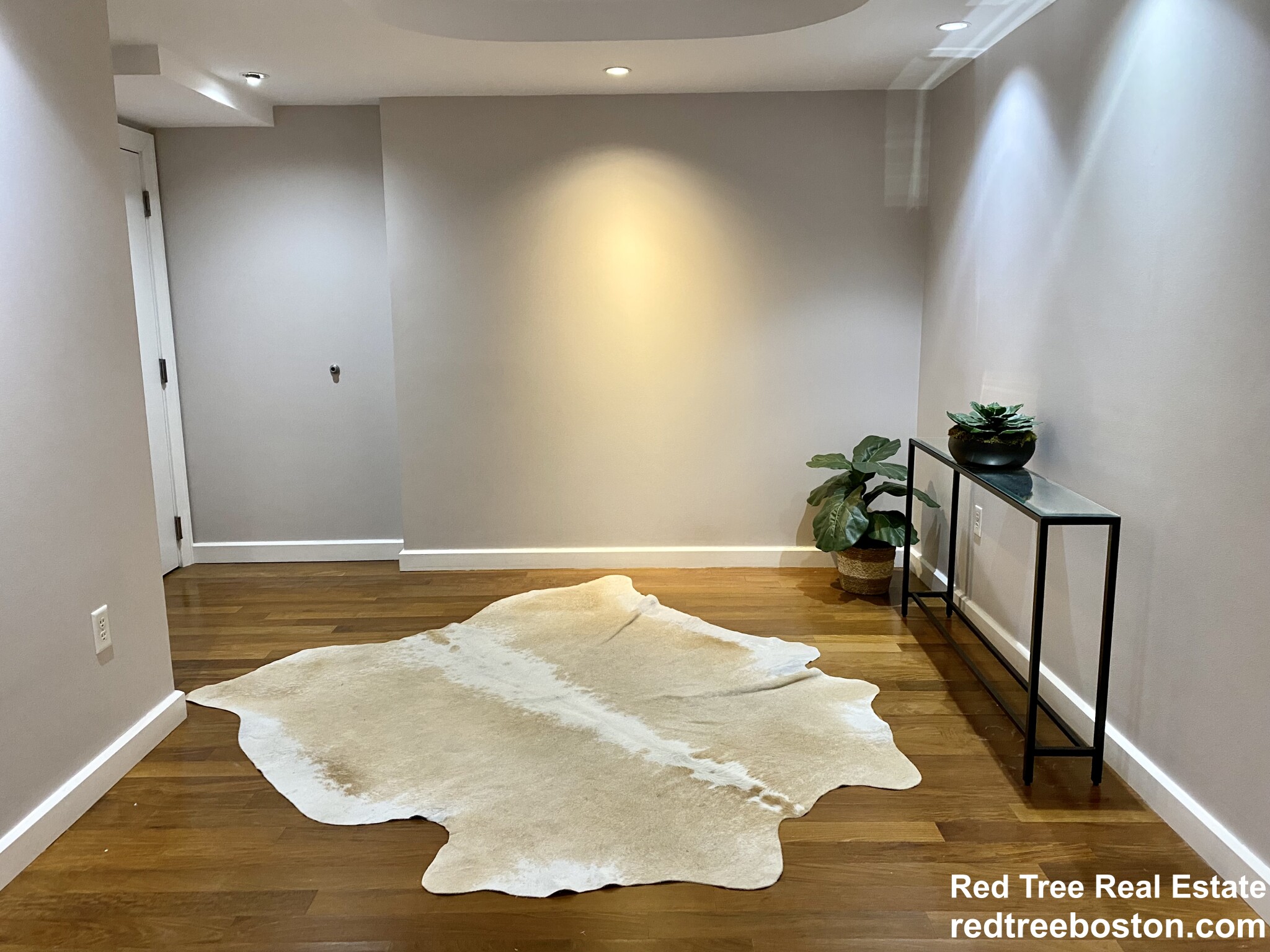 165 Tremont St, East Boston