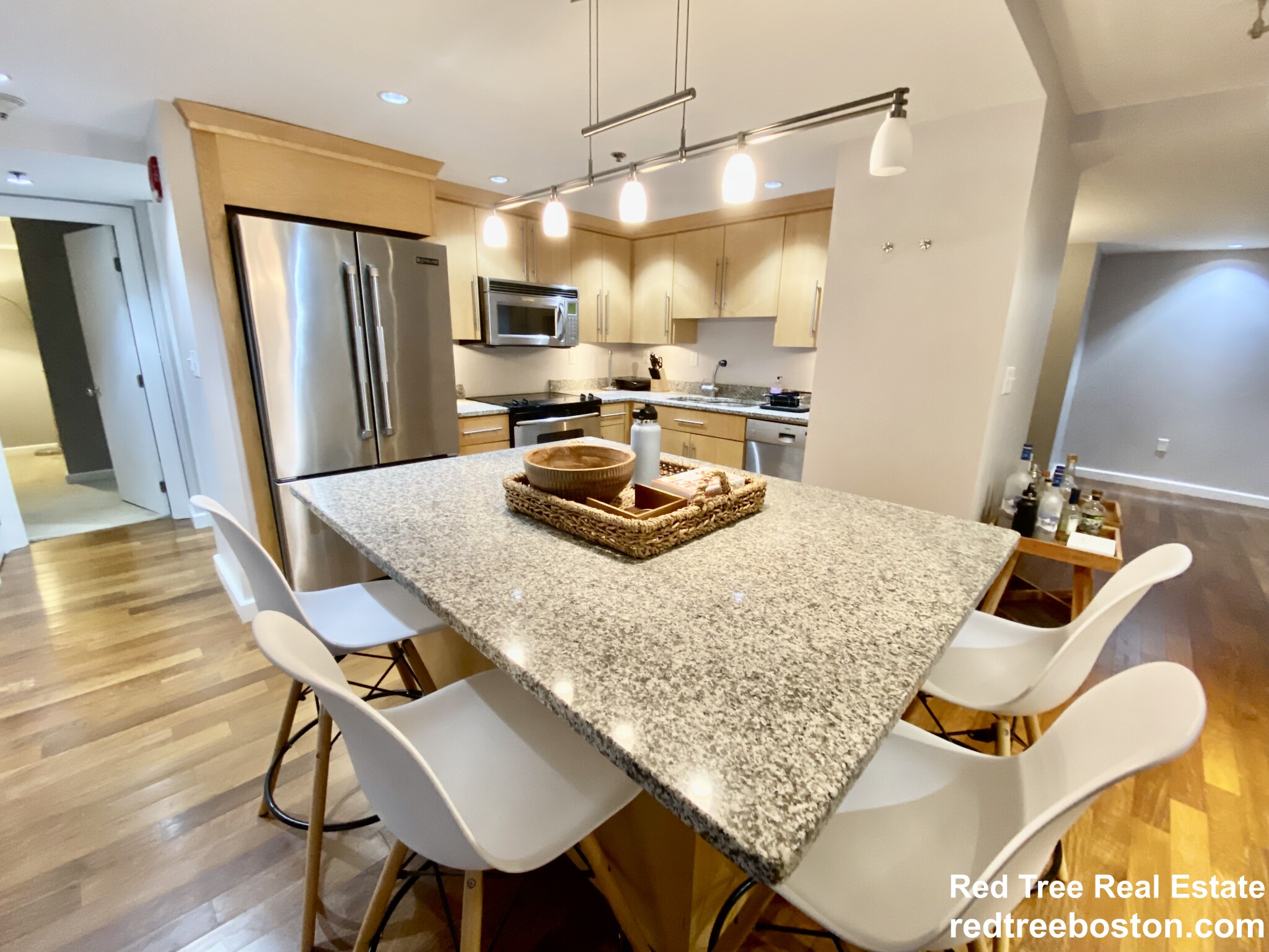 165 Tremont St, East Boston