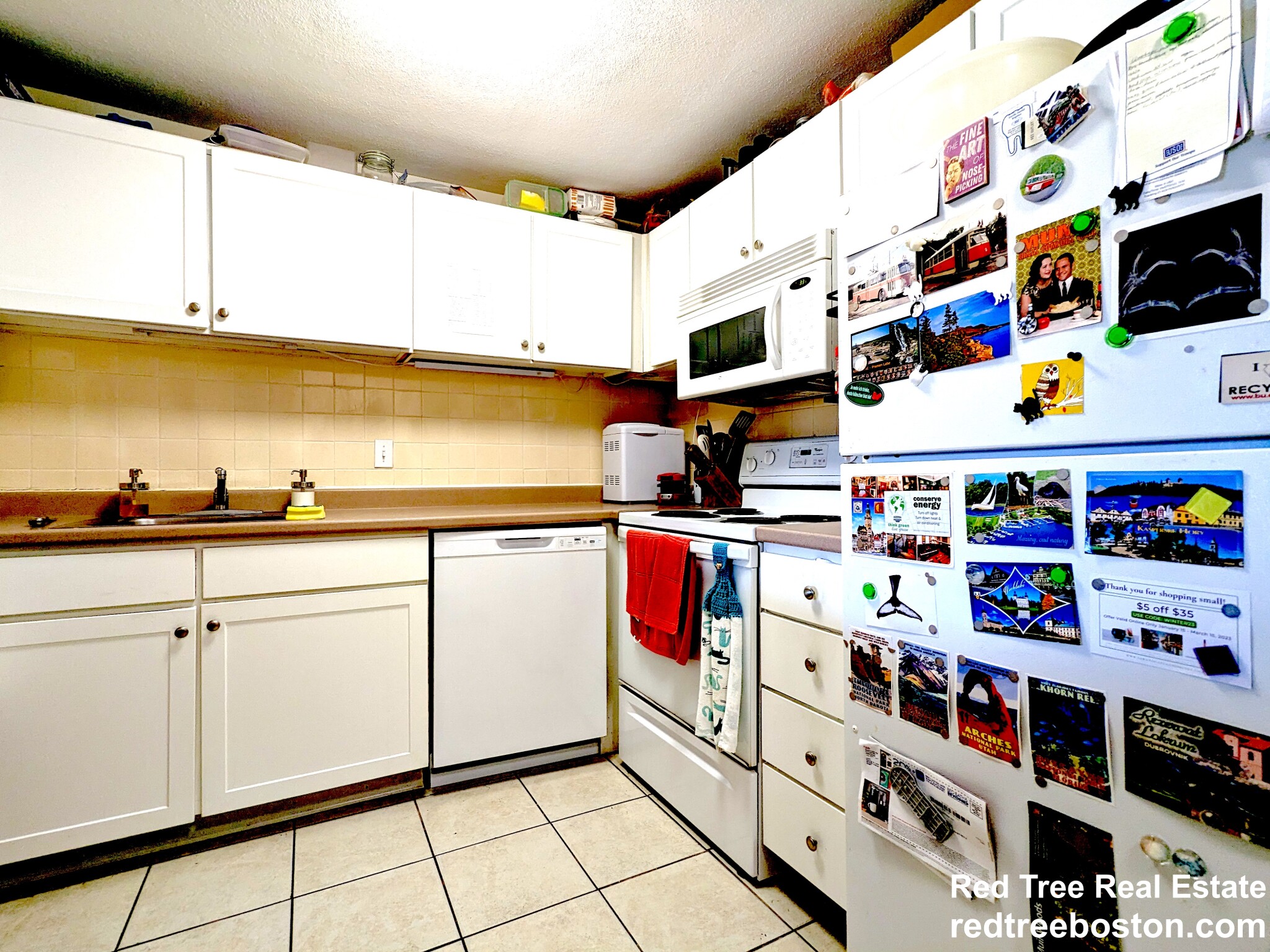 24 Whites Ave, Watertown