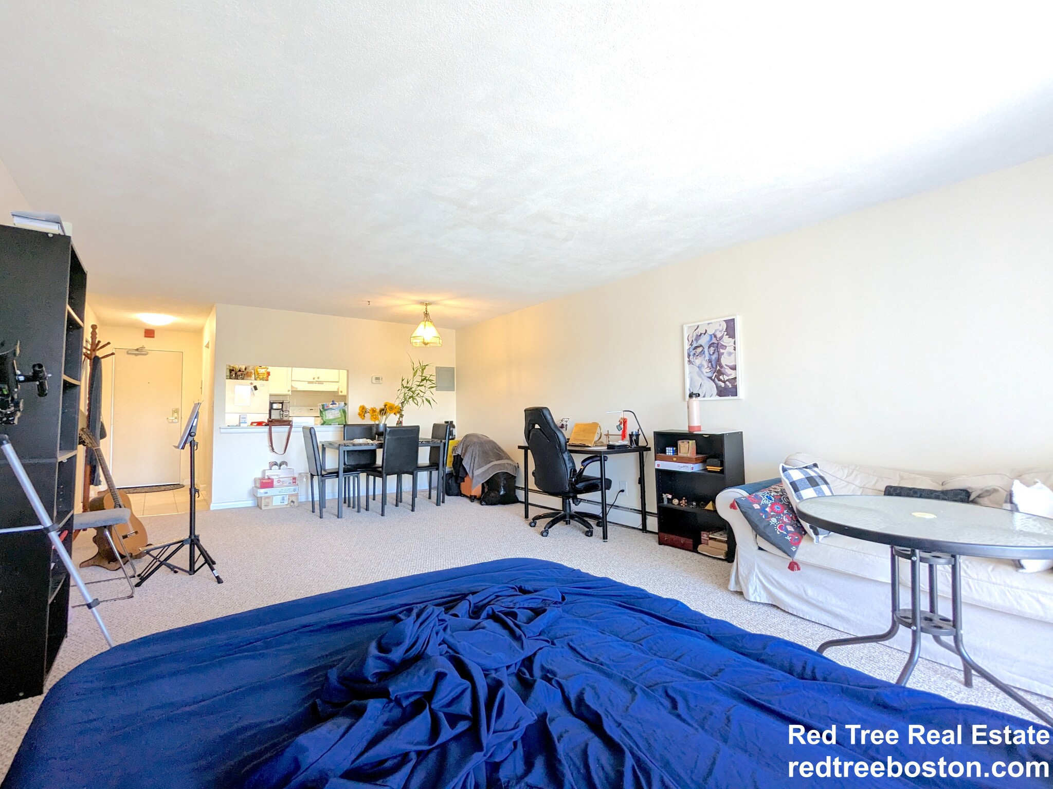 24 Whites Ave, Watertown