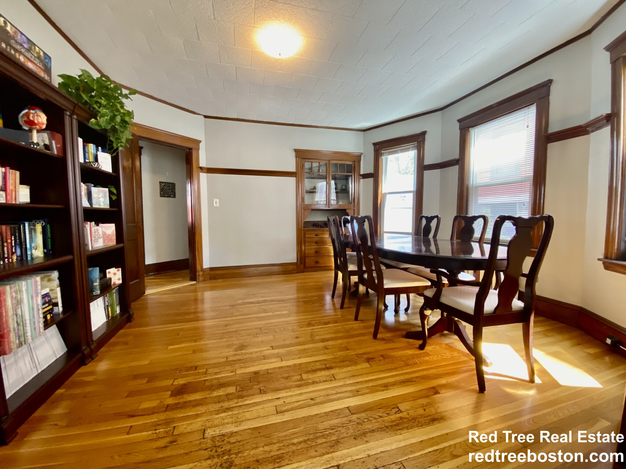 11 Parkton Rd, Jamaica Plain