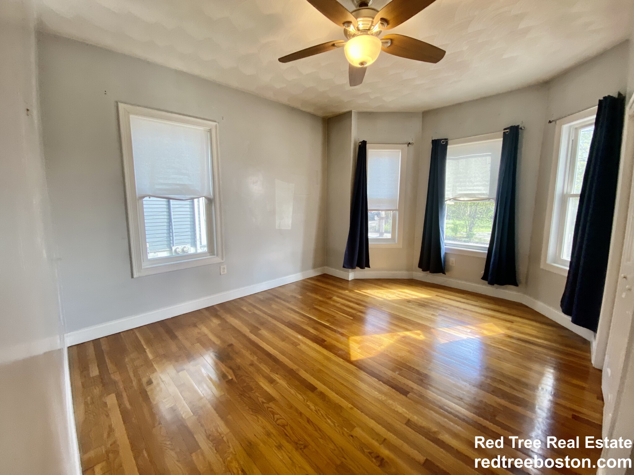 46 Brookley Rd, Jamaica Plain