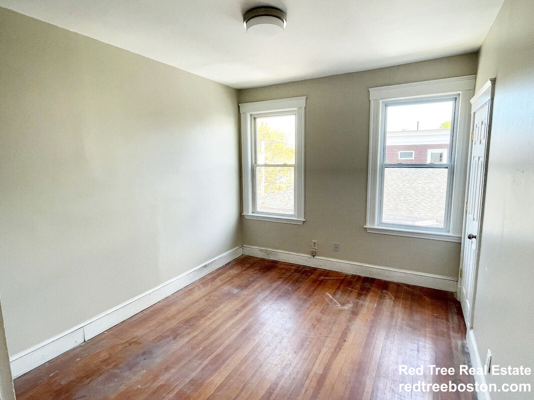 240 Allston St, Cambridgeport