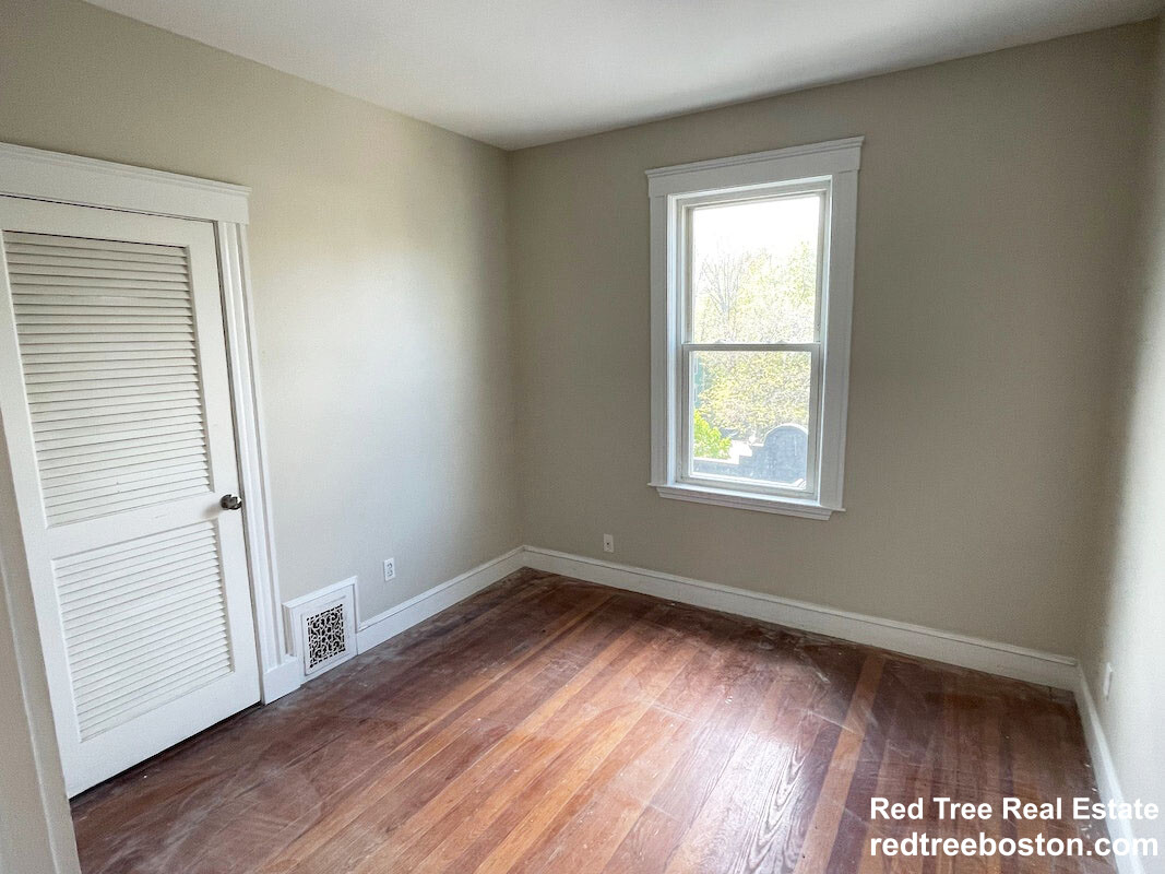 240 Allston St, Cambridgeport