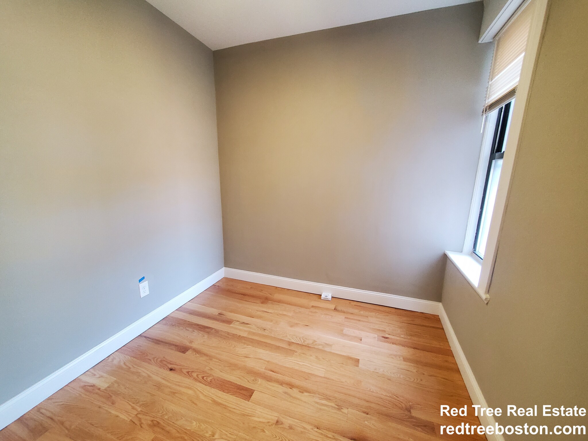 1914 Beacon St, Brighton