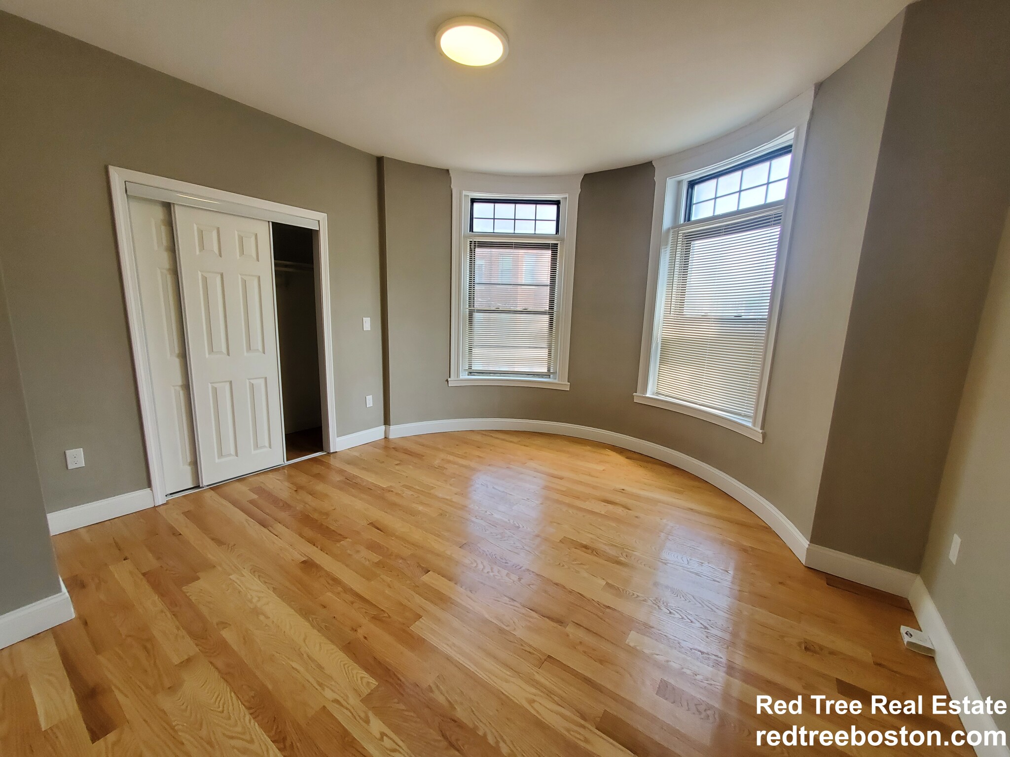 1914 Beacon St, Brighton