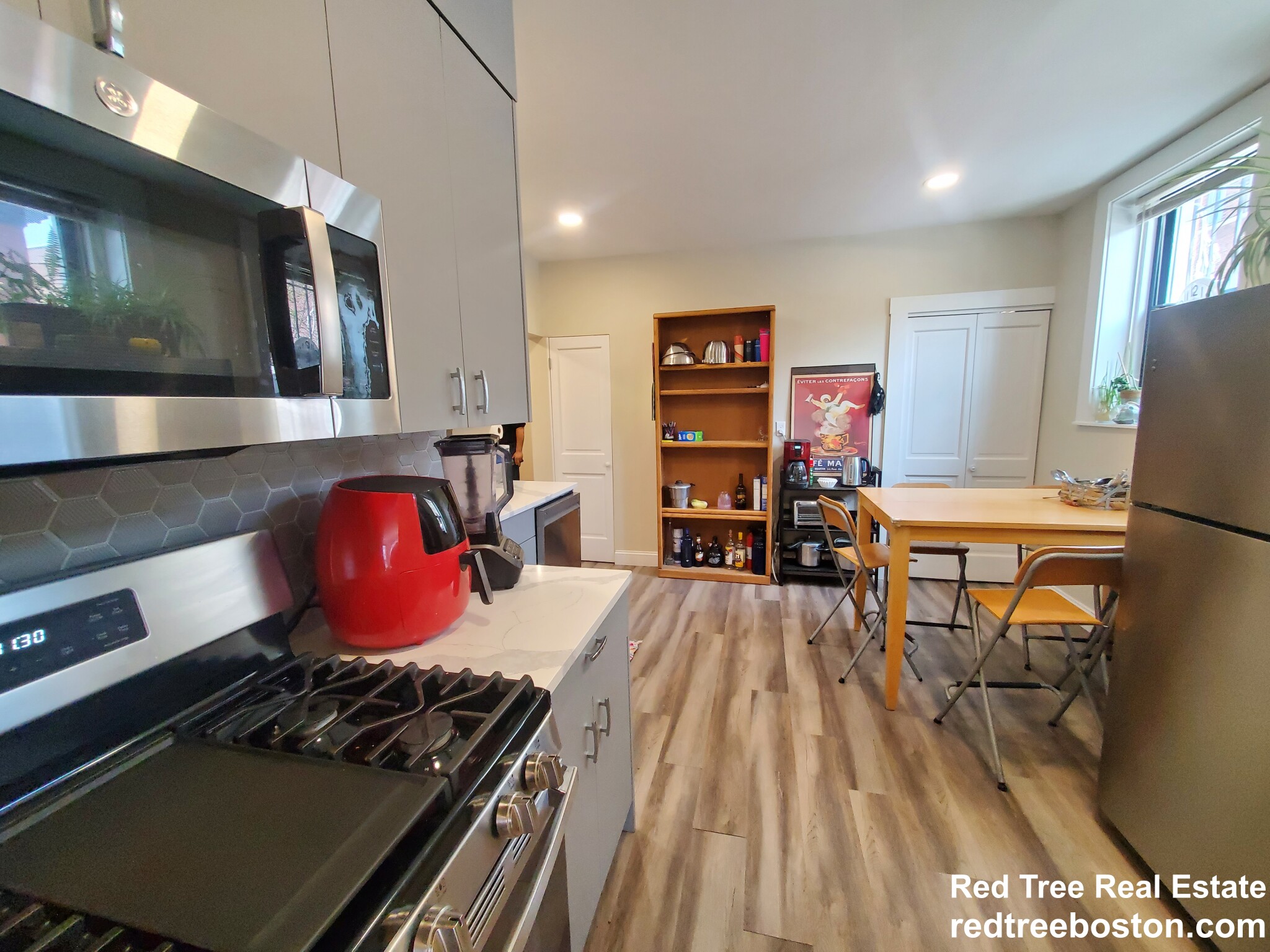 1914 Beacon St, Brighton