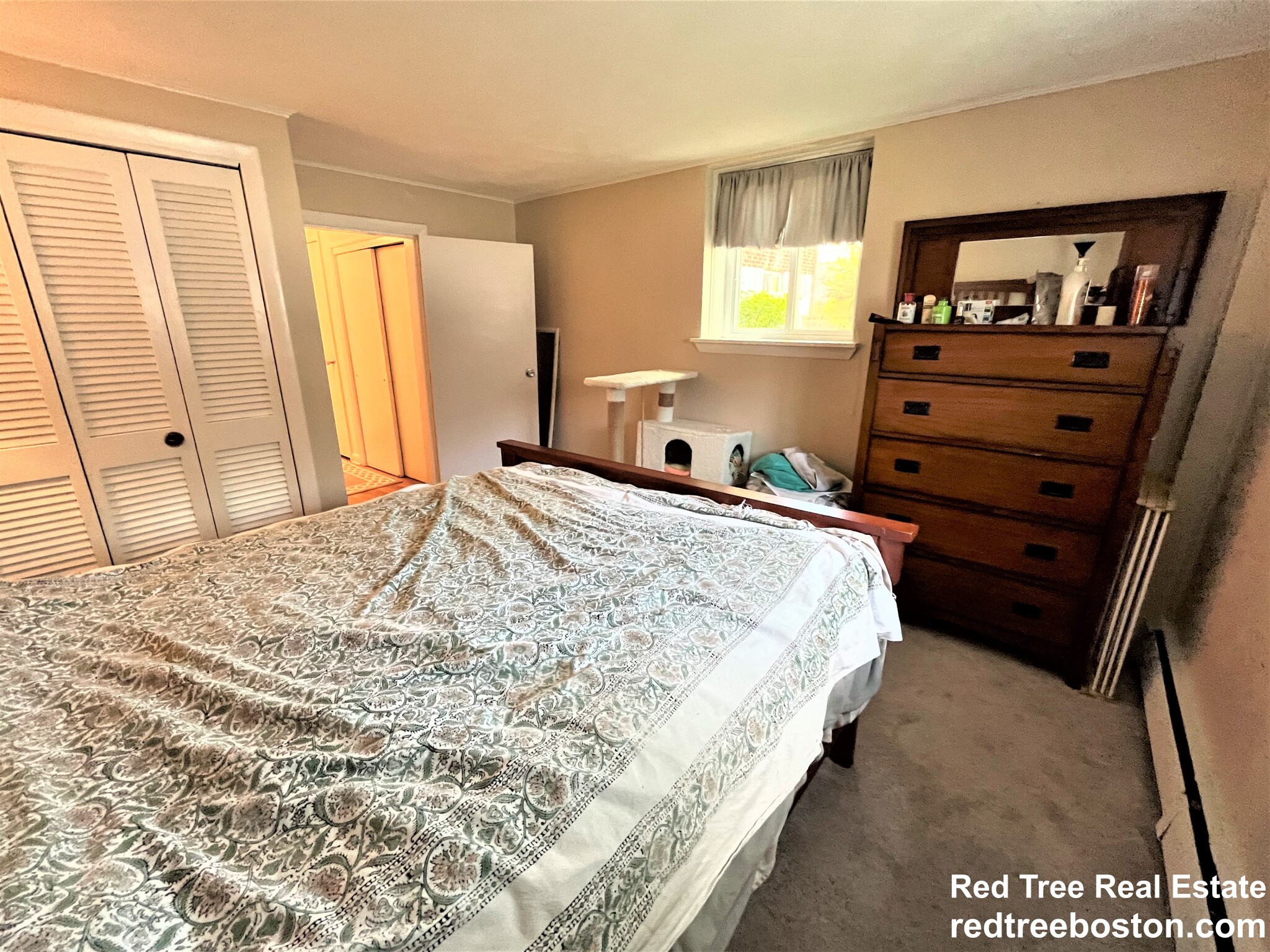 58 Bryon Rd, Chestnut Hill