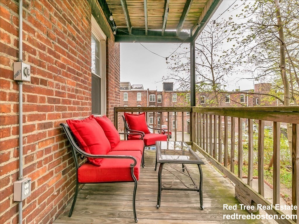 80 Browne St, North Brookline