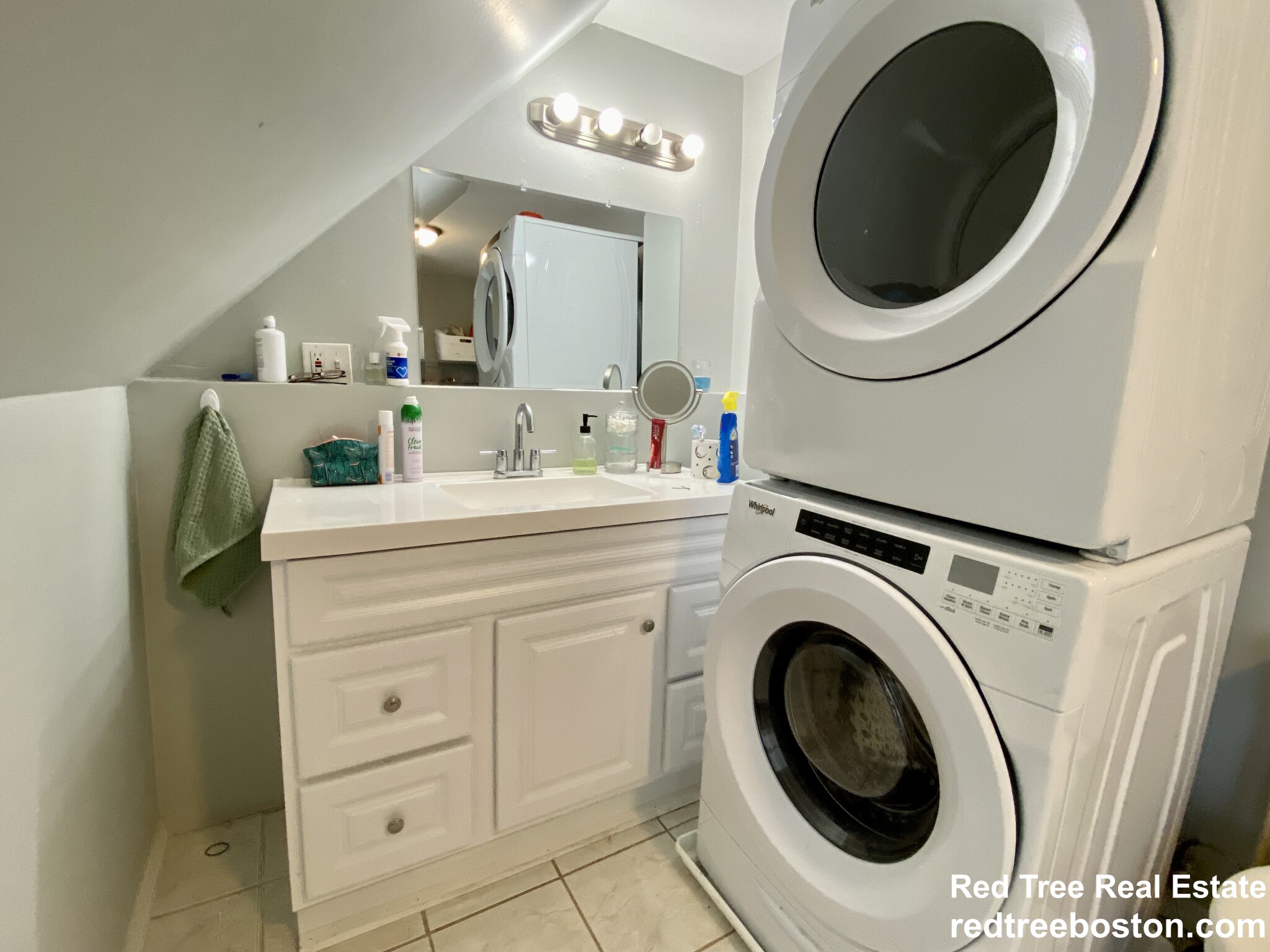 3142 Washington St, Jamaica Plain