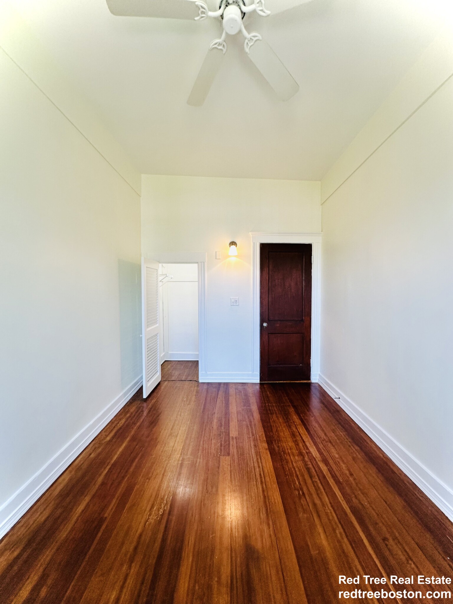 34 Garrison Rd, Washington Square