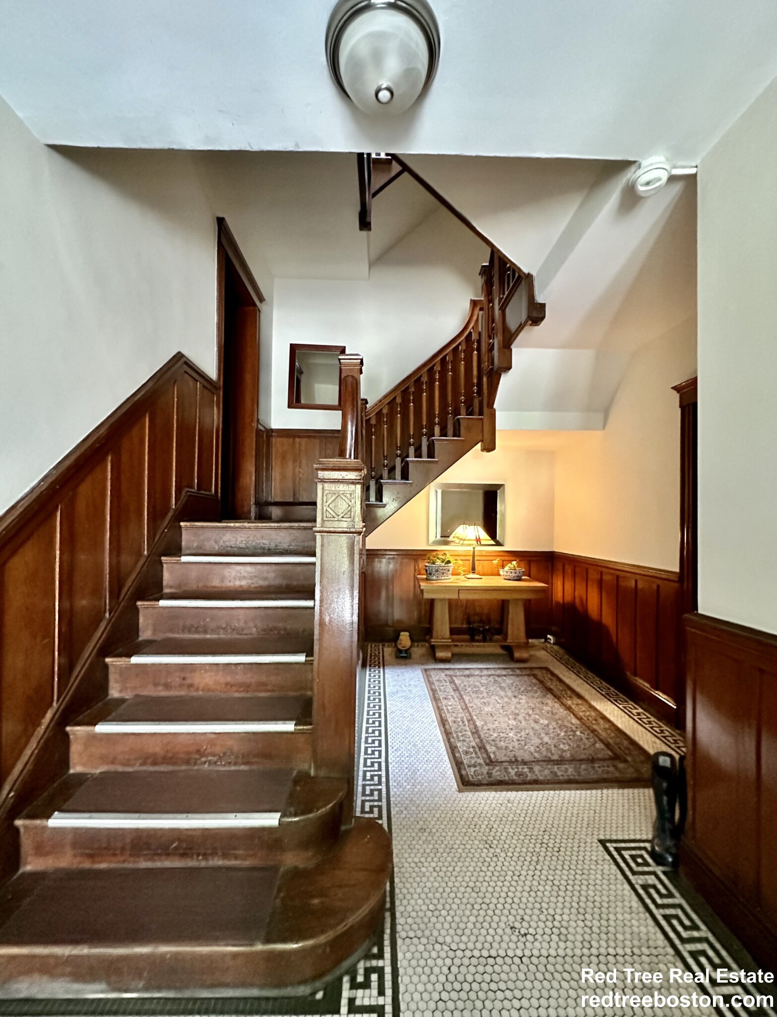 34 Garrison Rd, Washington Square