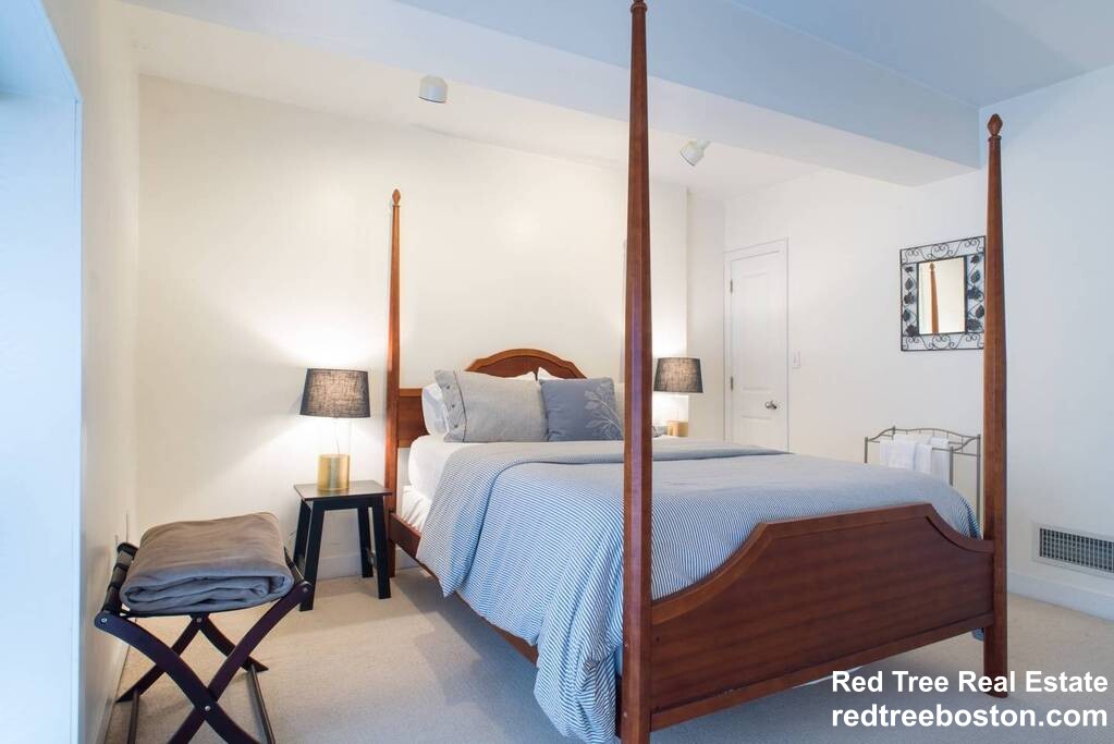 28 Piedmont St, Back Bay