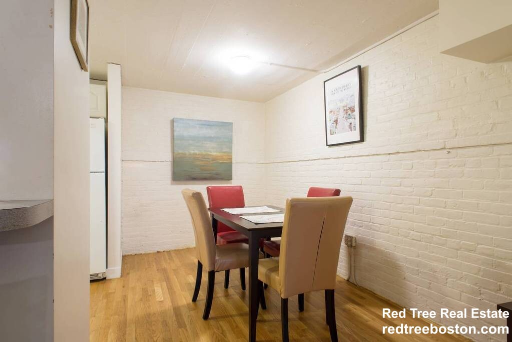 28 Piedmont St, Back Bay