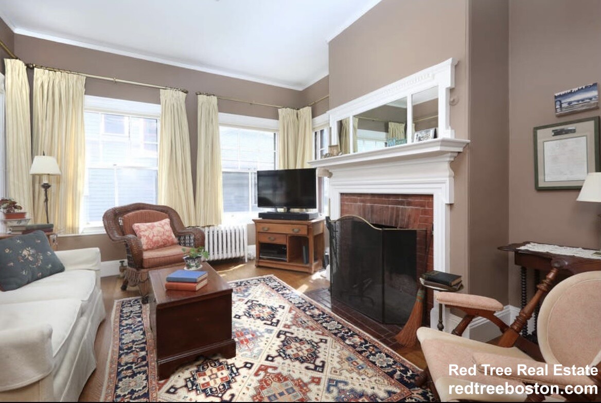 67 Francis St, Longwood