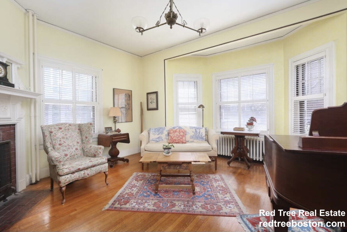 67 Francis St, Longwood