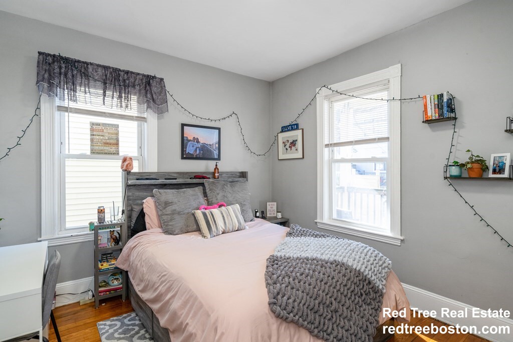 12 Dalrymple St, Jamaica Plain