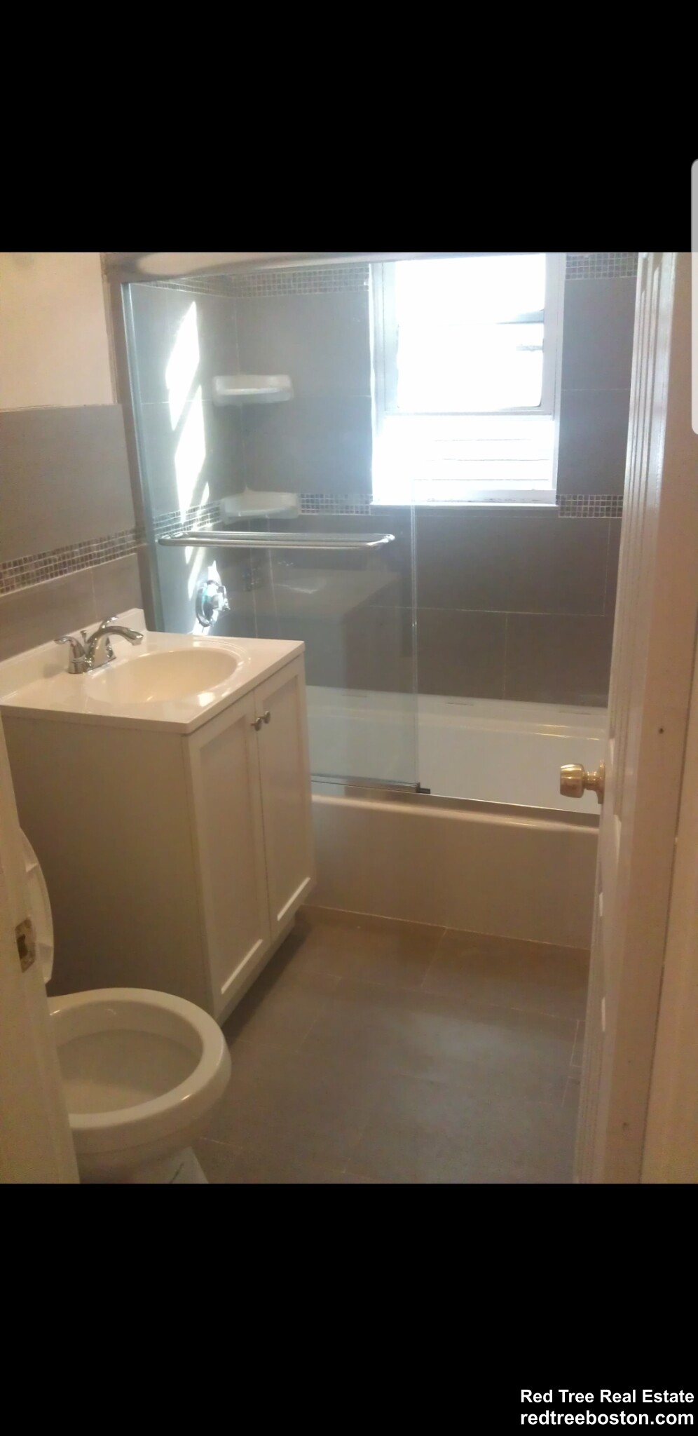 3961 Washington St, Roslindale