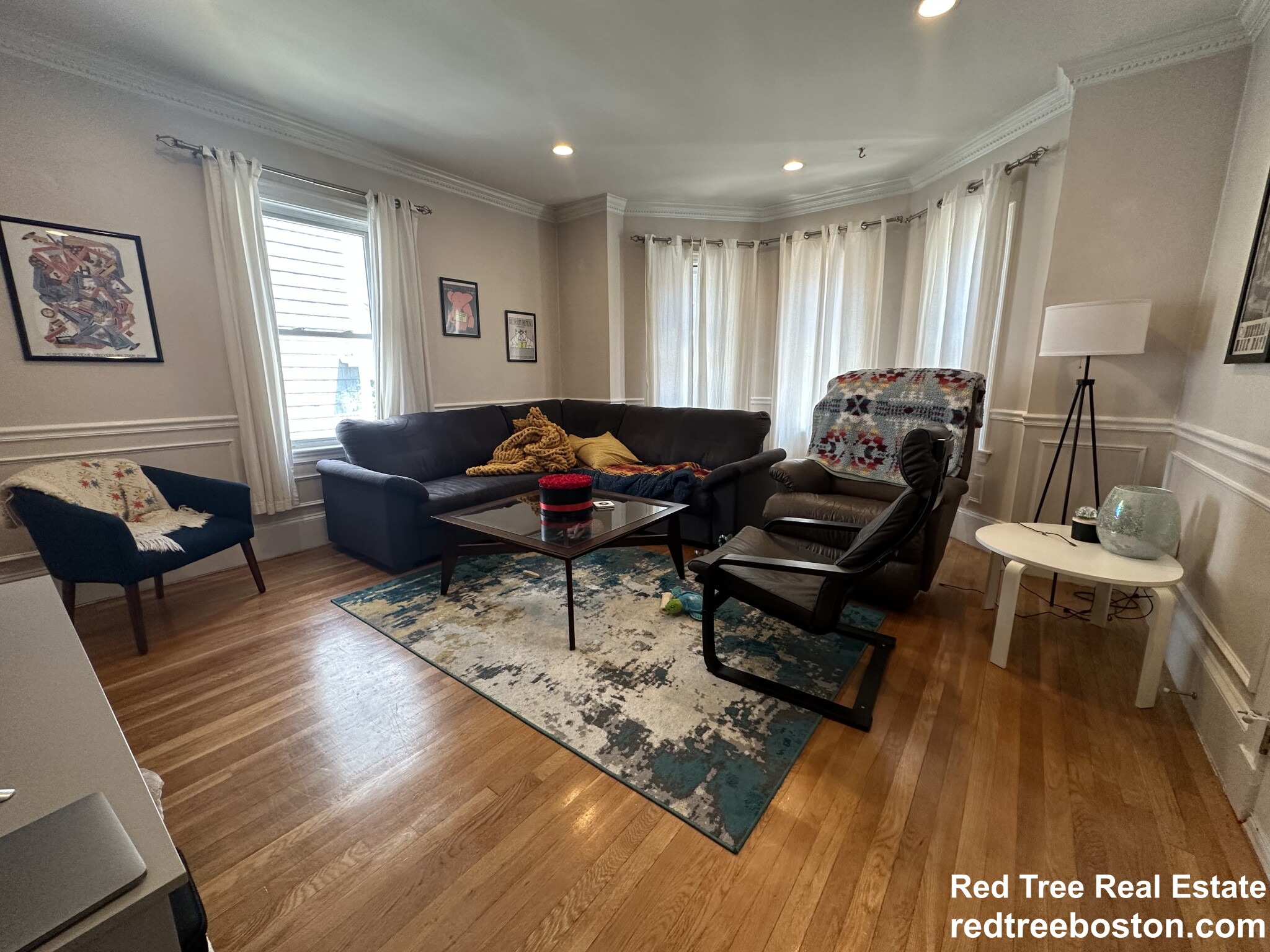 8 White Ave, Chestnut Hill